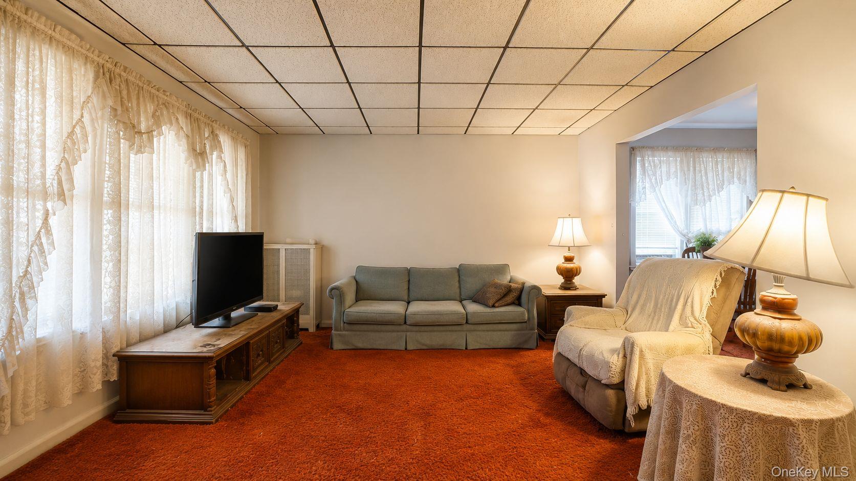 91-20 87 Street Property Photo 4