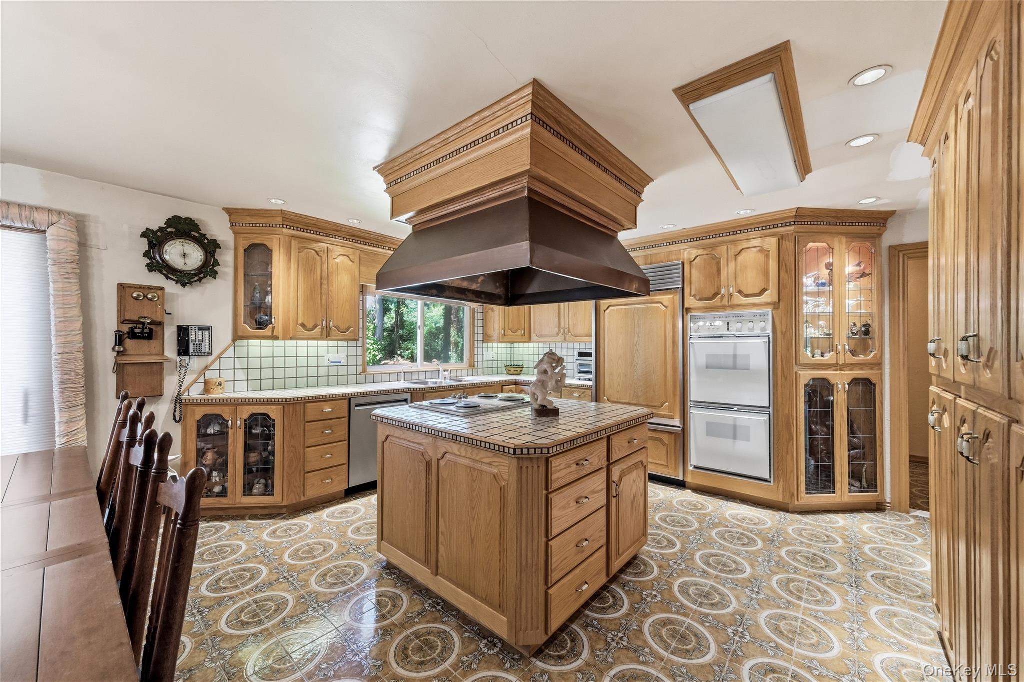 19 Pheasant Hill Lane Property Photo 10