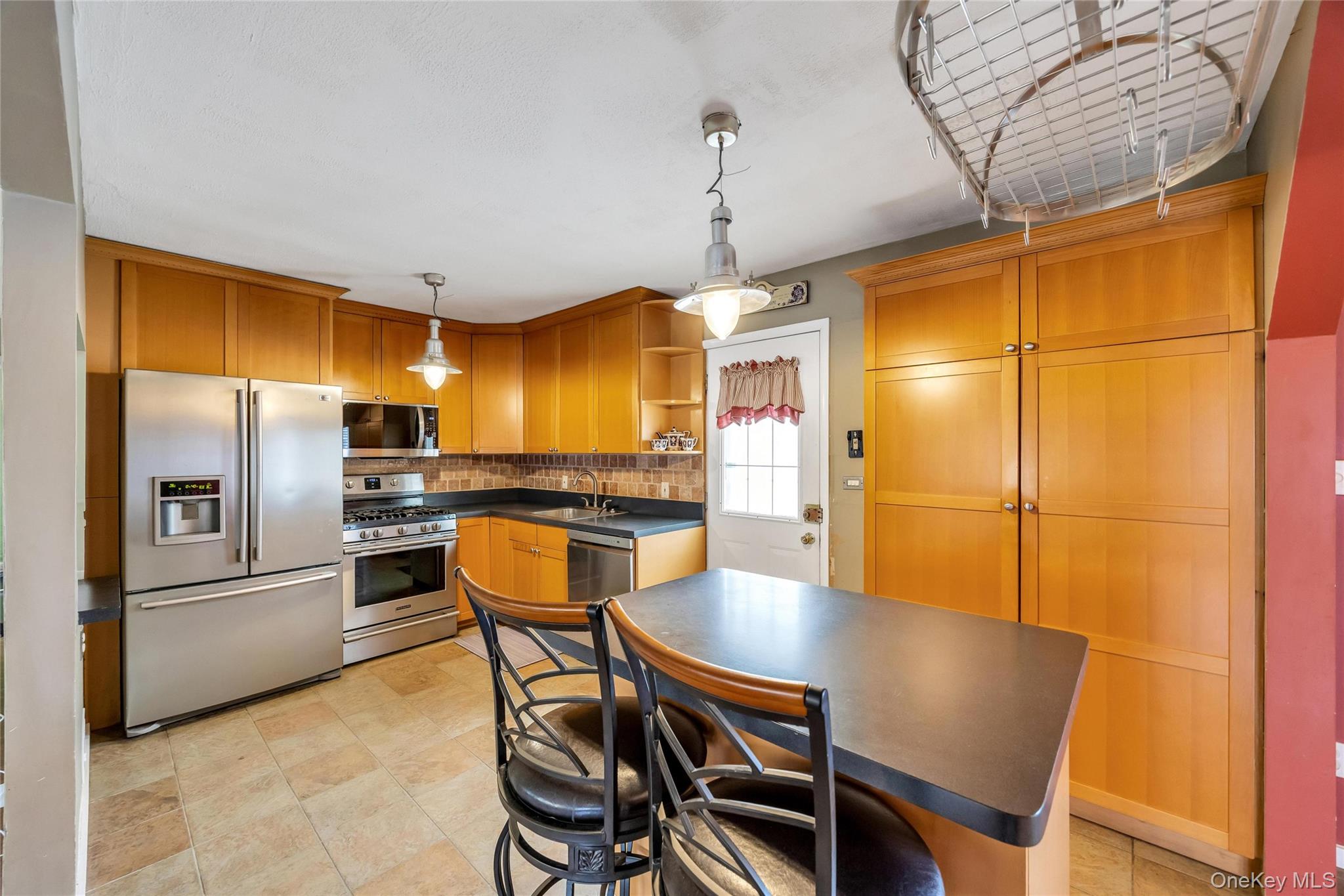 2 Briggs Street Property Photo 4