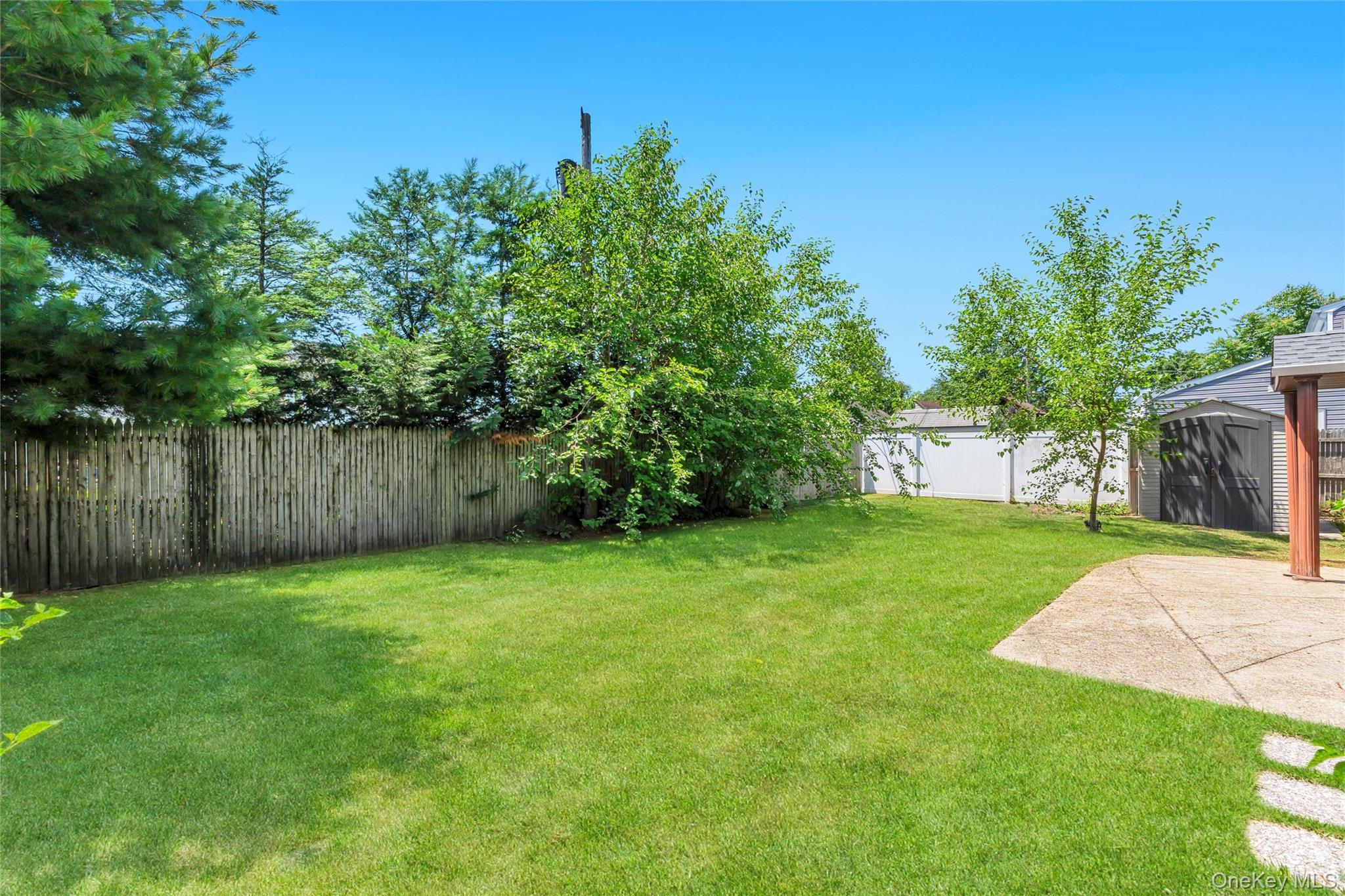 26 Berry Lane Property Photo 21