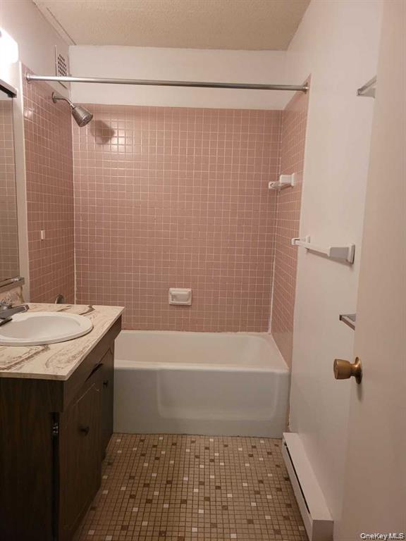 160 Academy Street 8c Property Photo 9