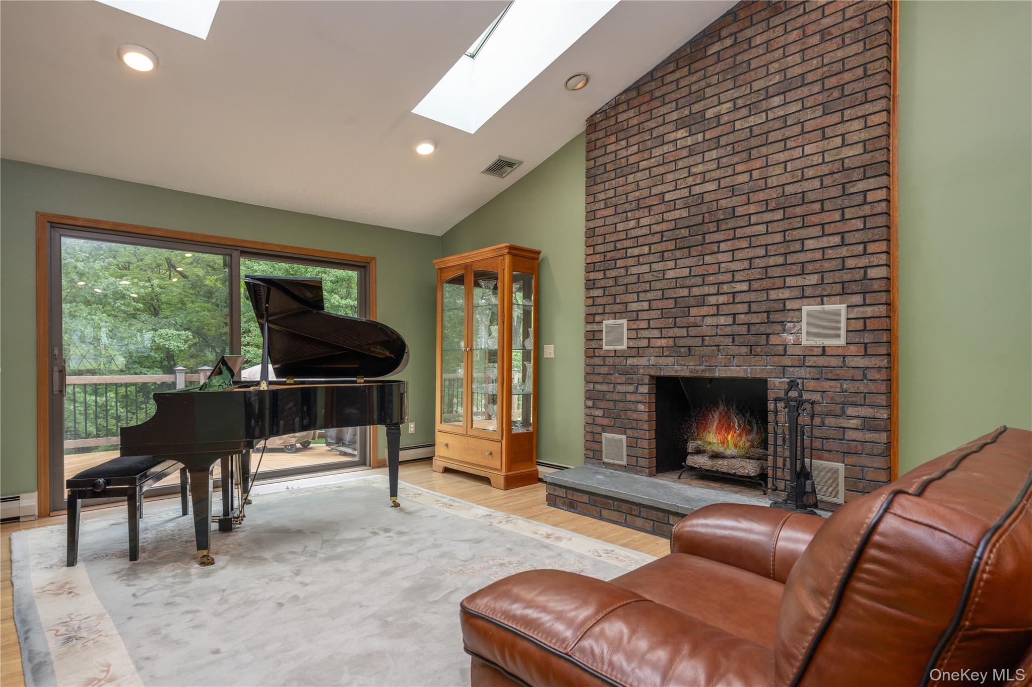 268 W Central Avenue Property Photo 12