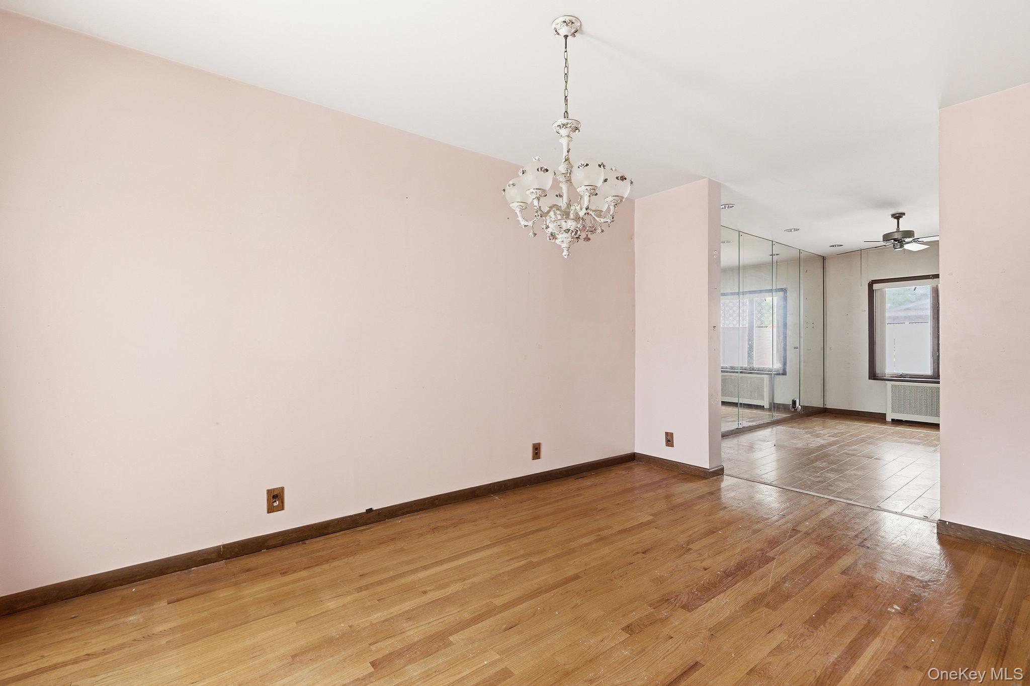 9115 95th Street Property Photo 10