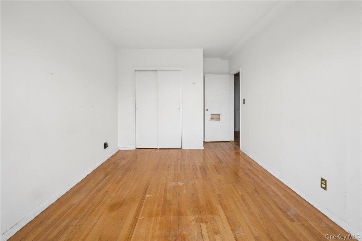1111 Midland Avenue 6h Property Photo 10