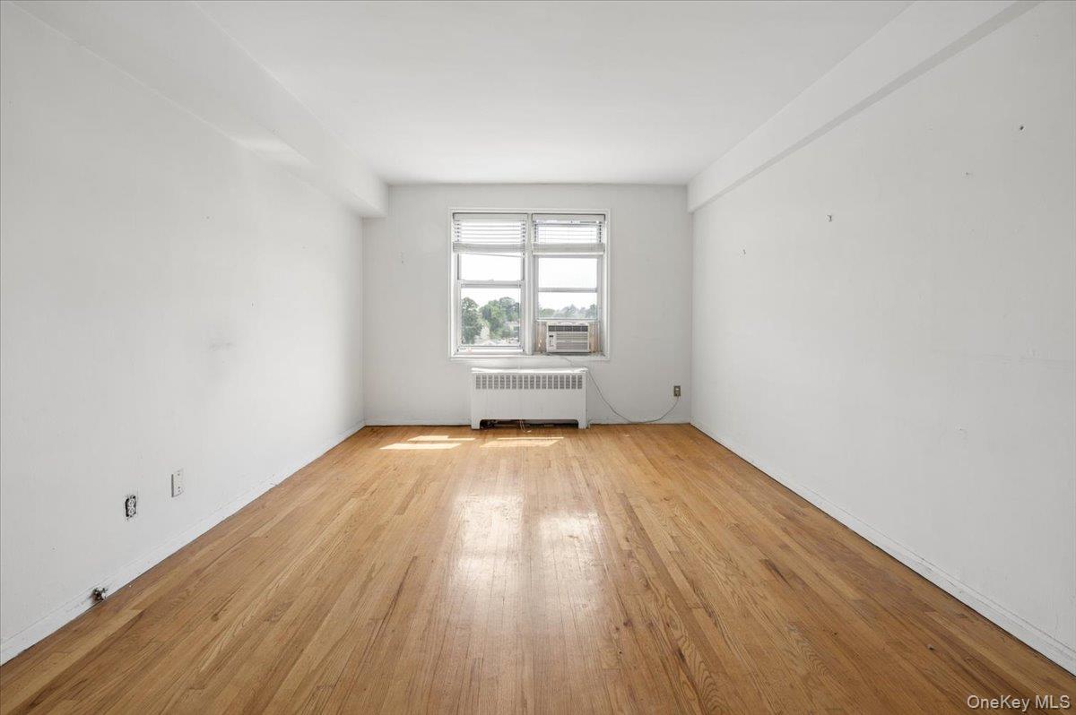 1111 Midland Avenue 6h Property Photo 11