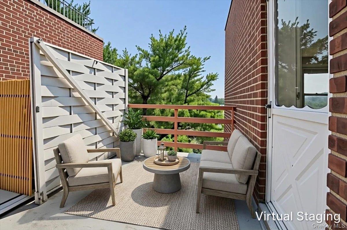 1111 Midland Avenue 6h Property Photo 16