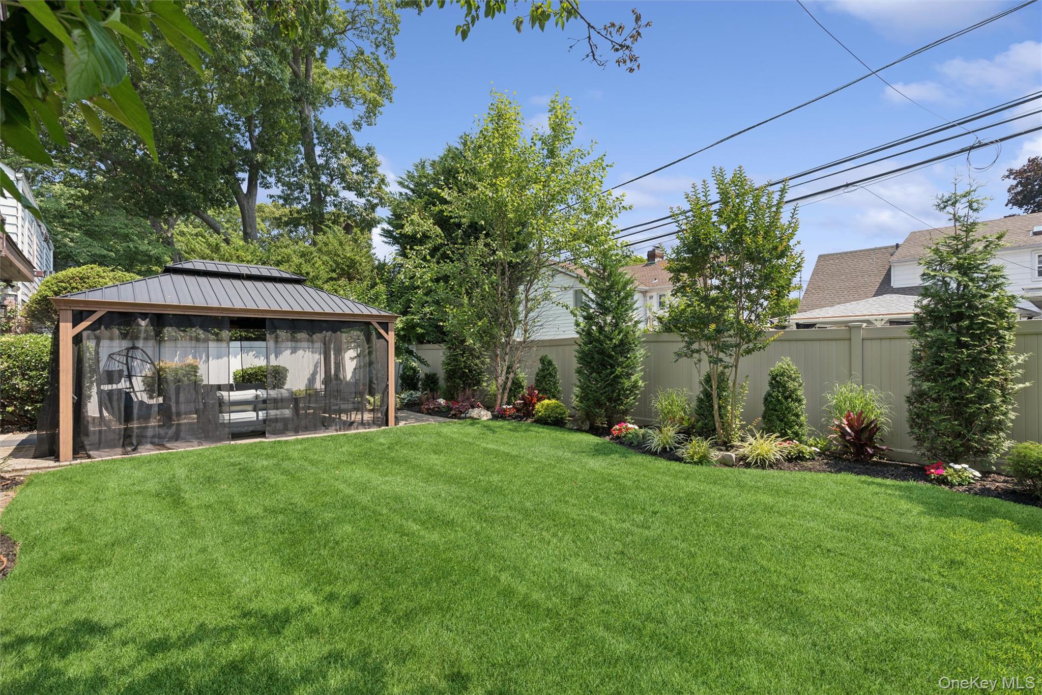 20 Beverly Parkway Property Photo 25