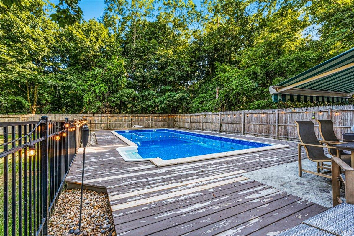 16 Old Stump Road Property Photo 31