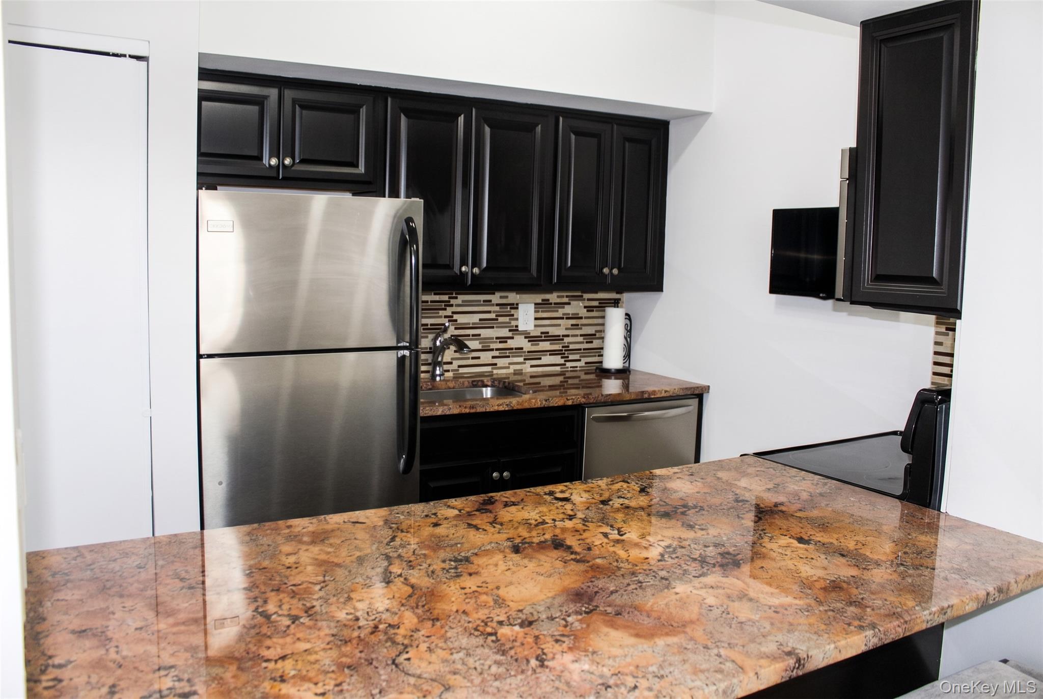 100 Daly Boulevard #712 Property Photo 4