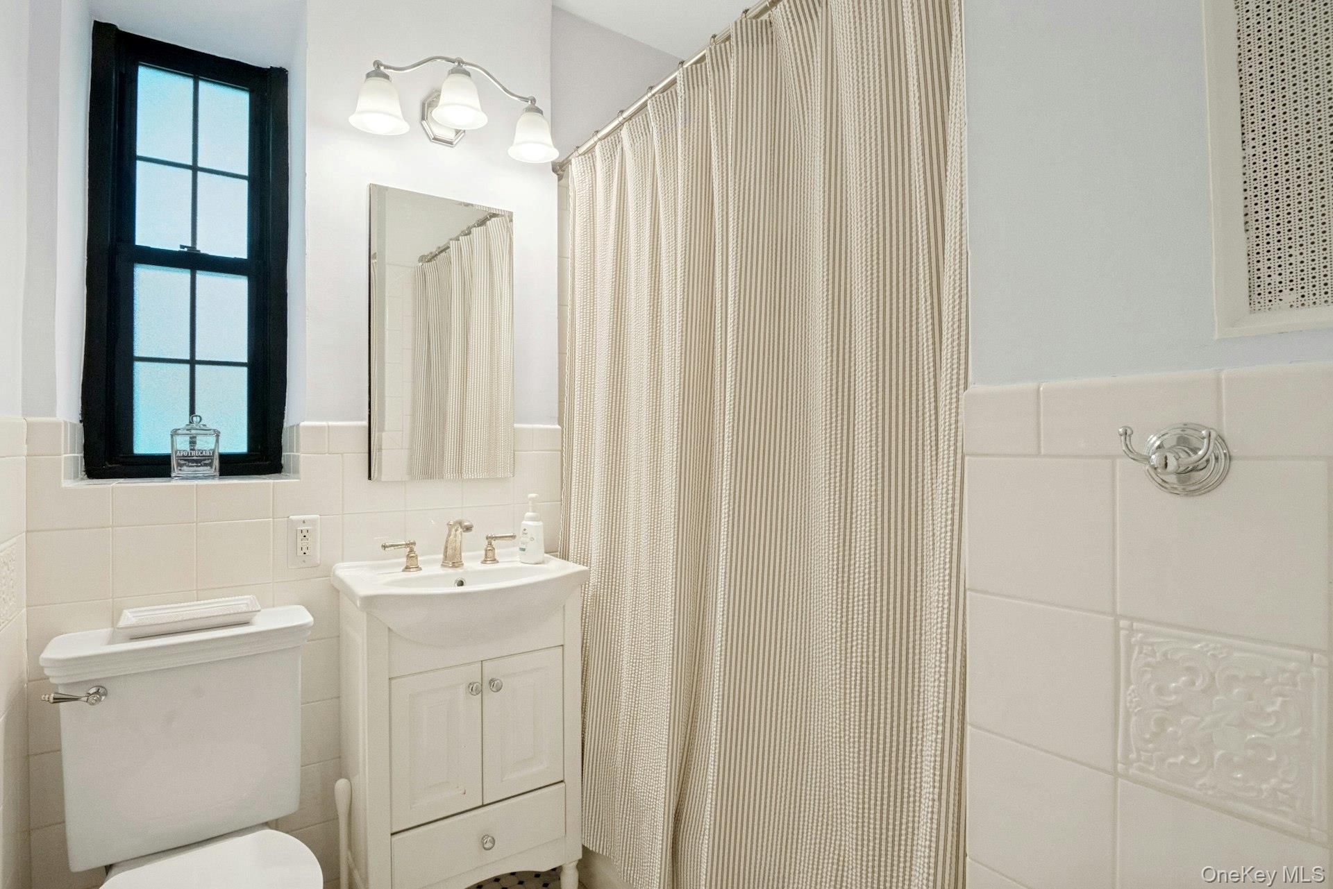 1273 North Avenue Entry 8, Apt 2f Property Photo 14