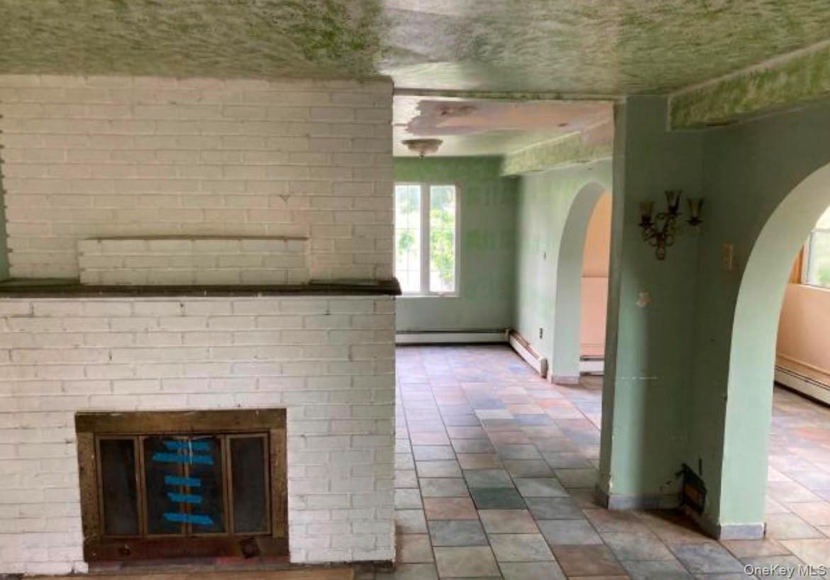 40 East Avenue Property Photo 10