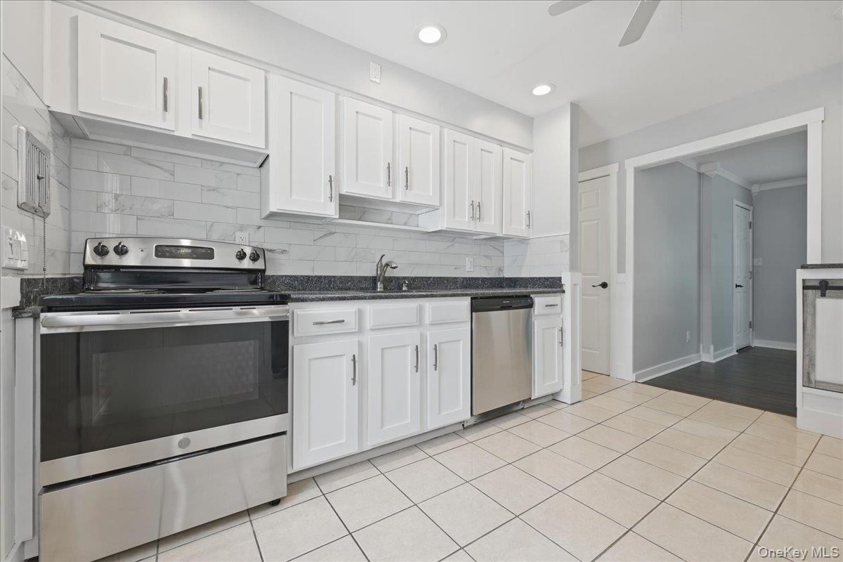 258 Marguerite Avenue Property Photo 14