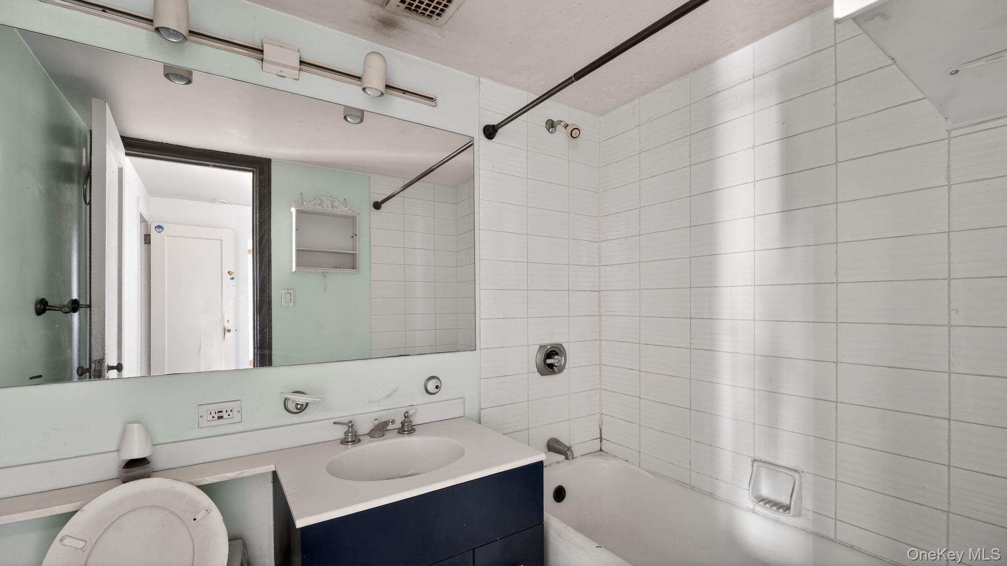 353 W 56th Street 9b Property Photo 15