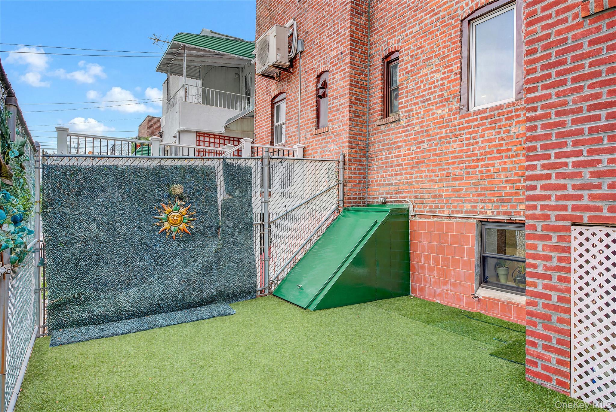 30-34 85th Street Property Photo 37