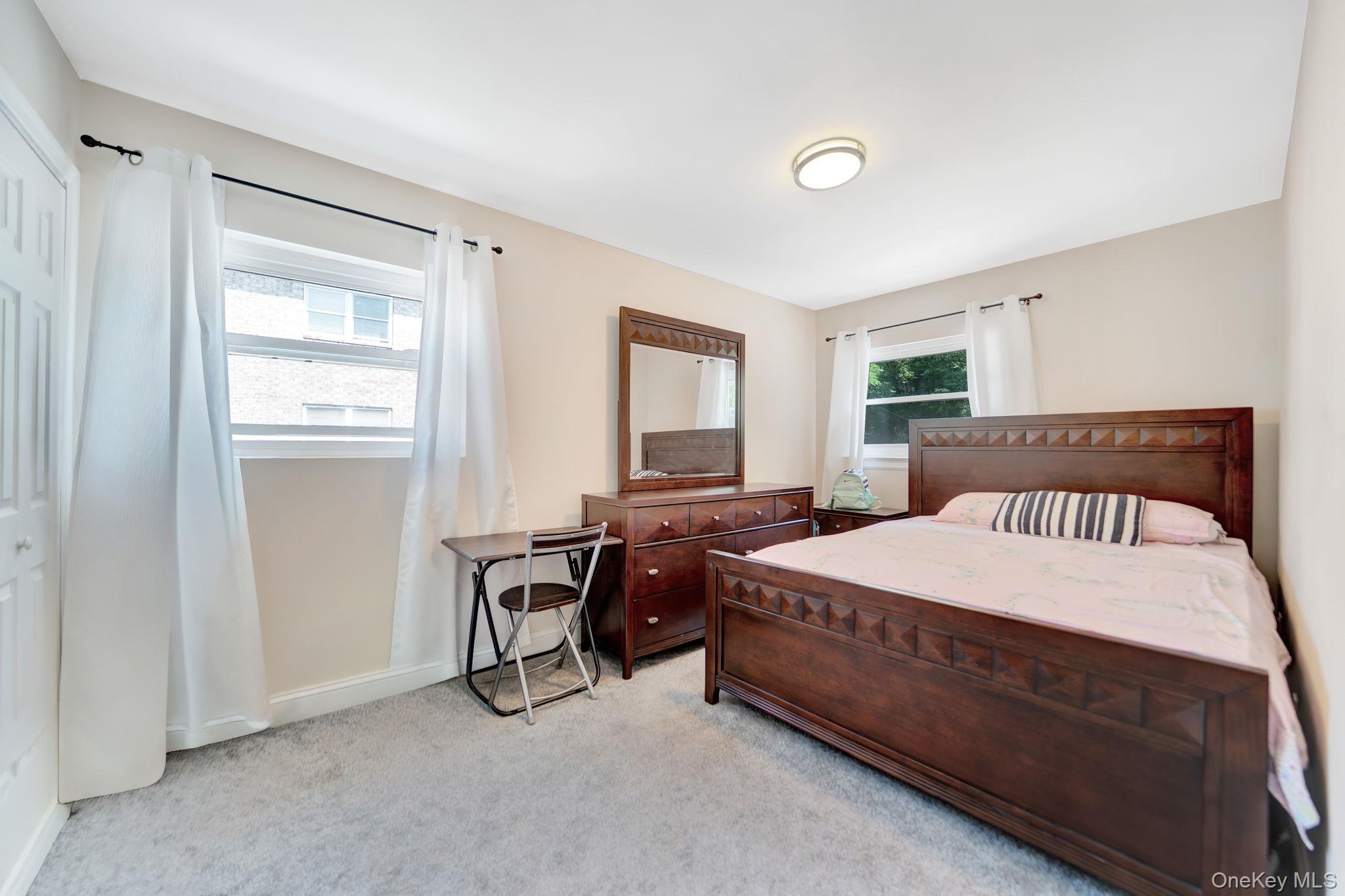 2067 Chatterton Avenue Property Photo 17