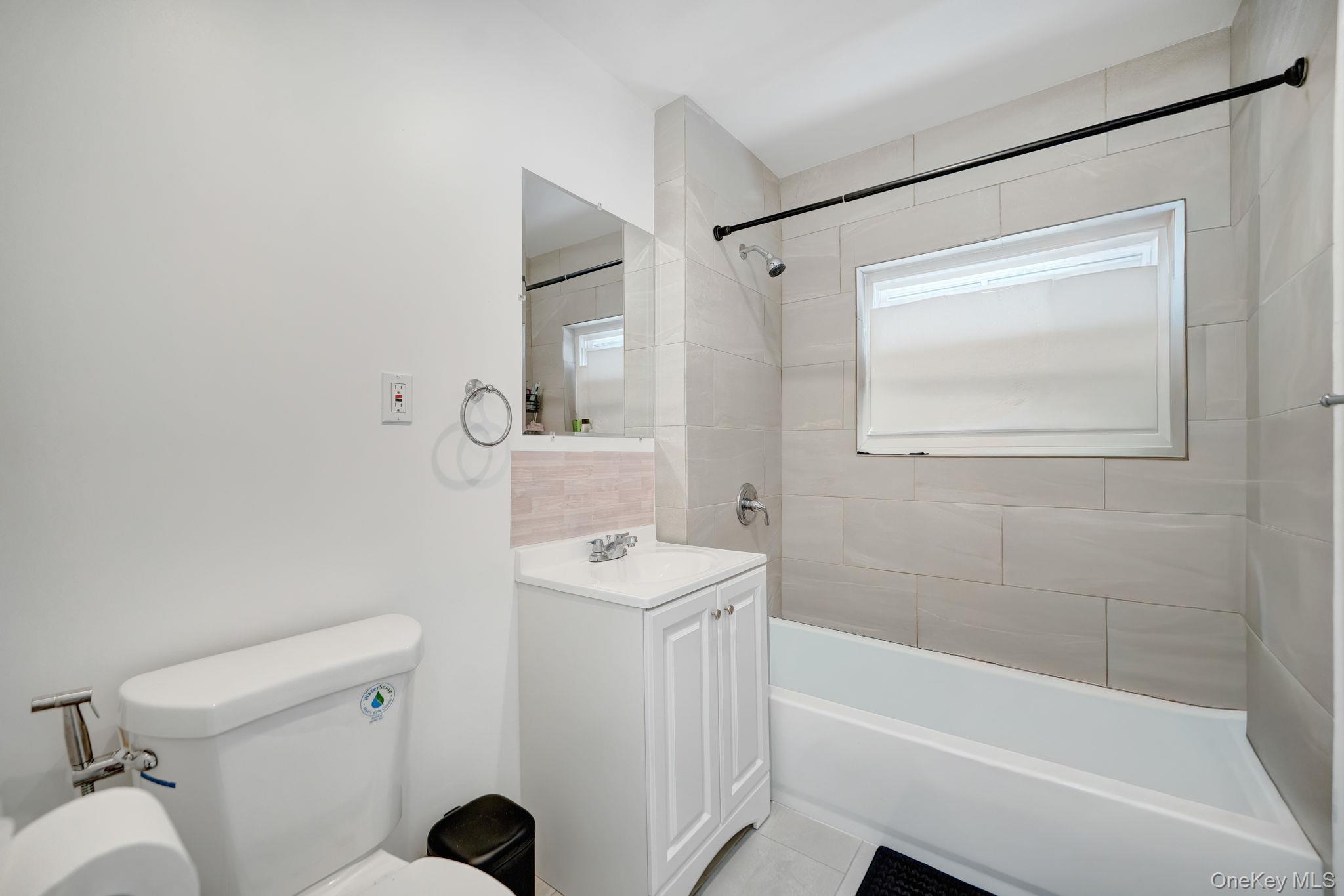 2067 Chatterton Avenue Property Photo 18