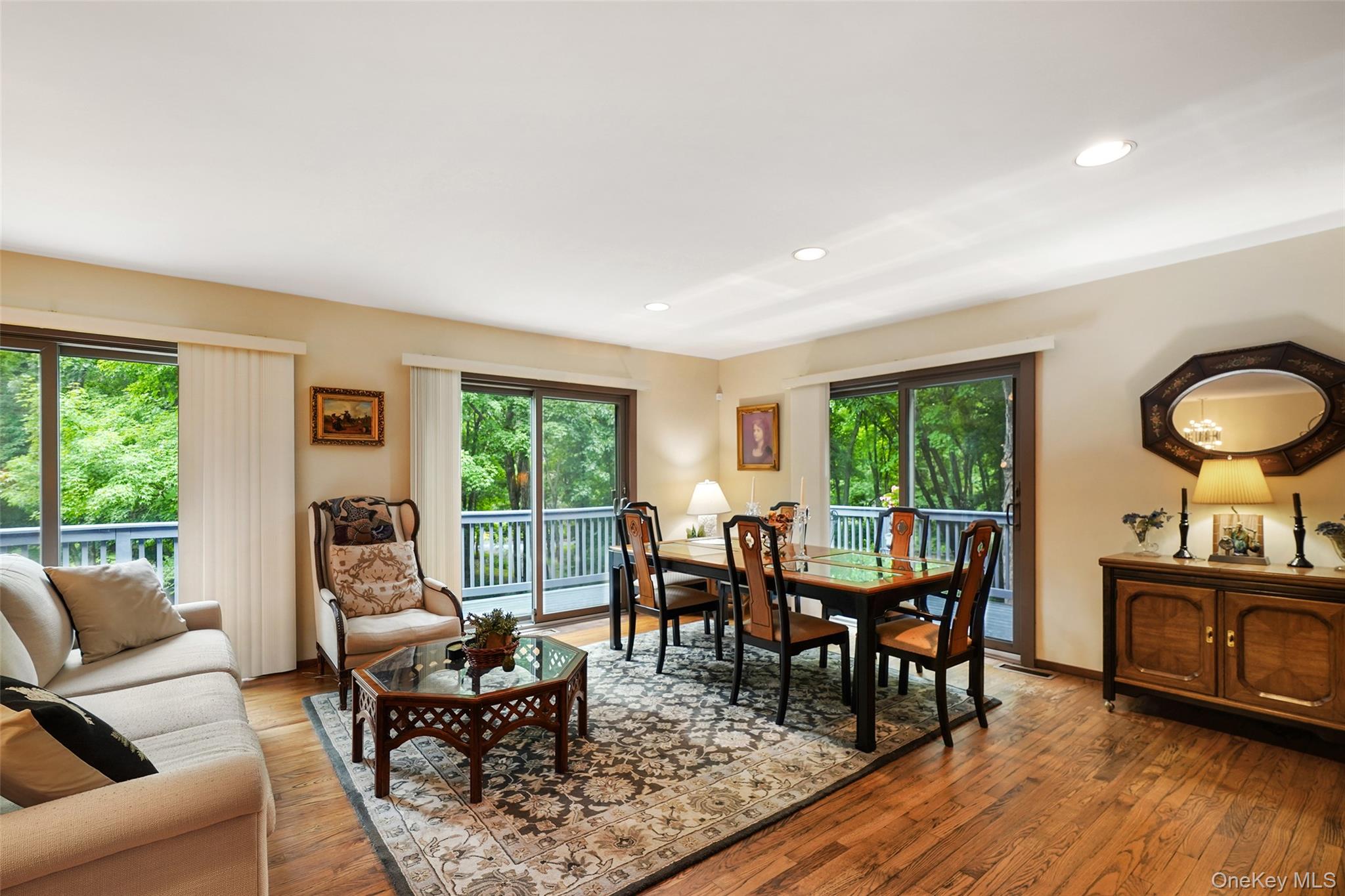 19 Annarock Drive Property Photo 2