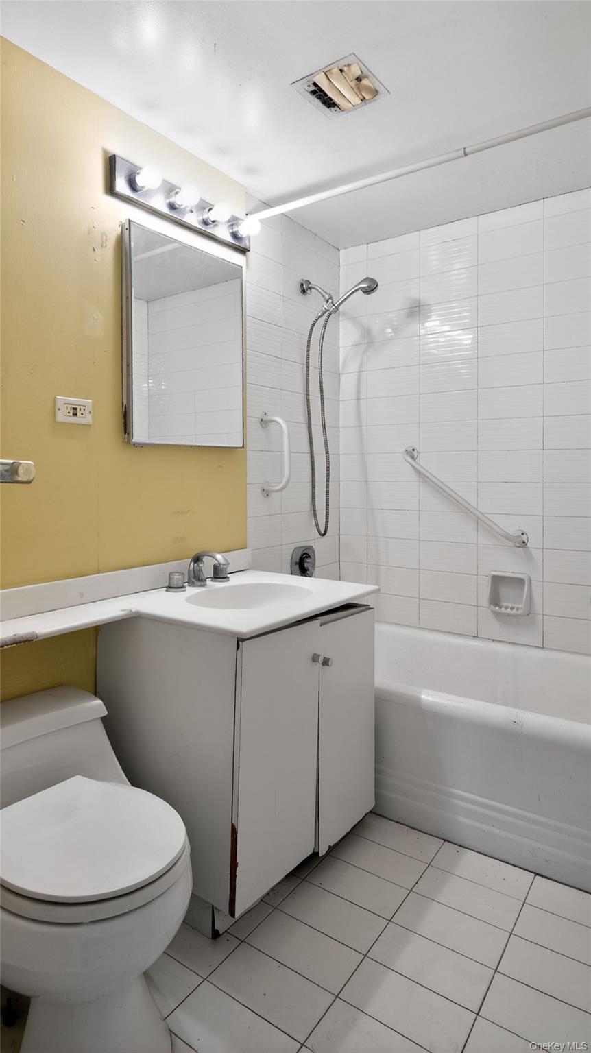 353 W 56th Street 9a Property Photo 15