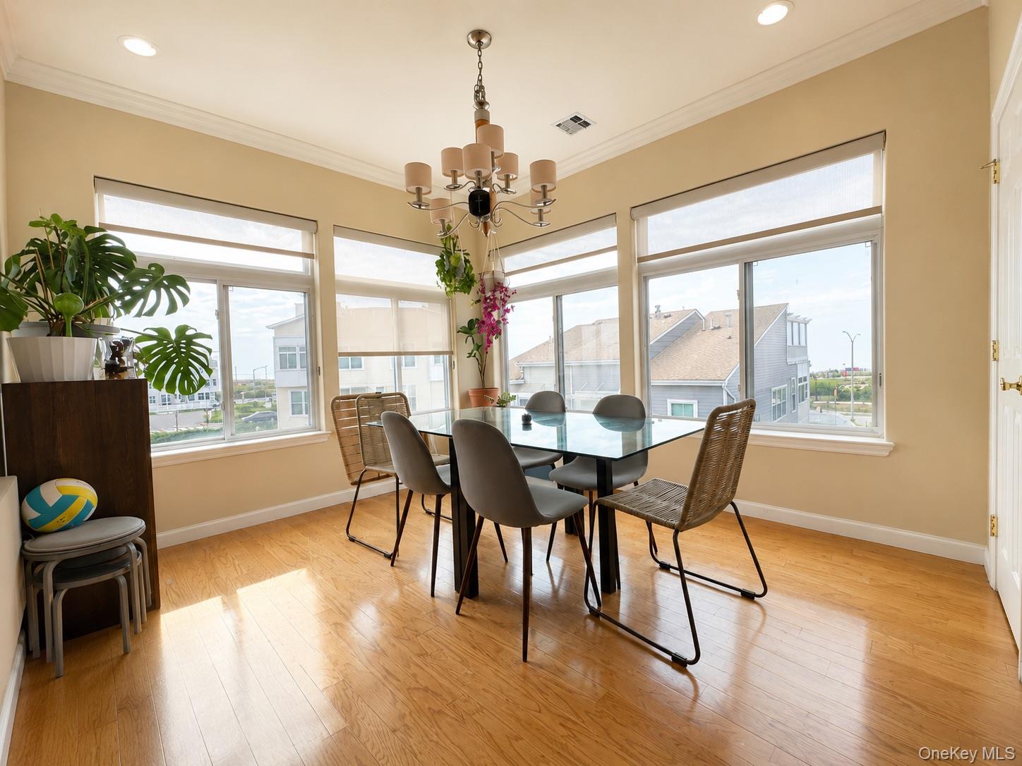 138 Beach 74th Street Property Photo 19