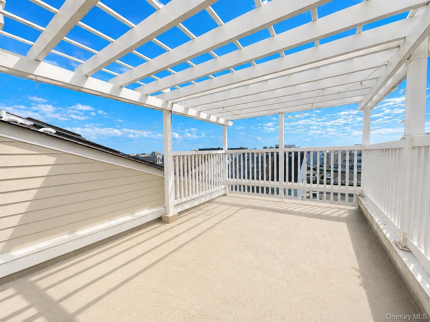 138 Beach 74th Street Property Photo 25