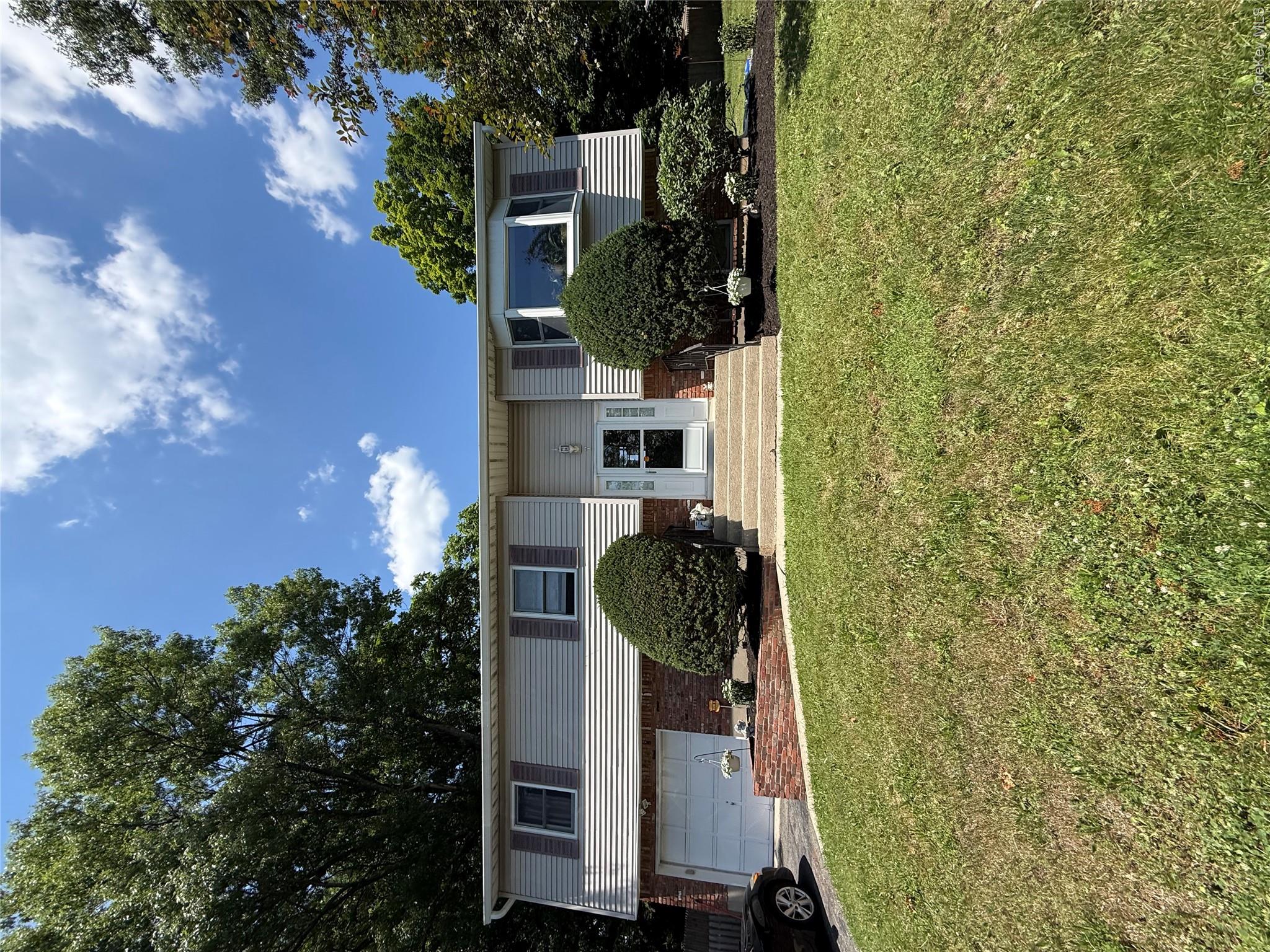 7 Twin Court Property Photo 1