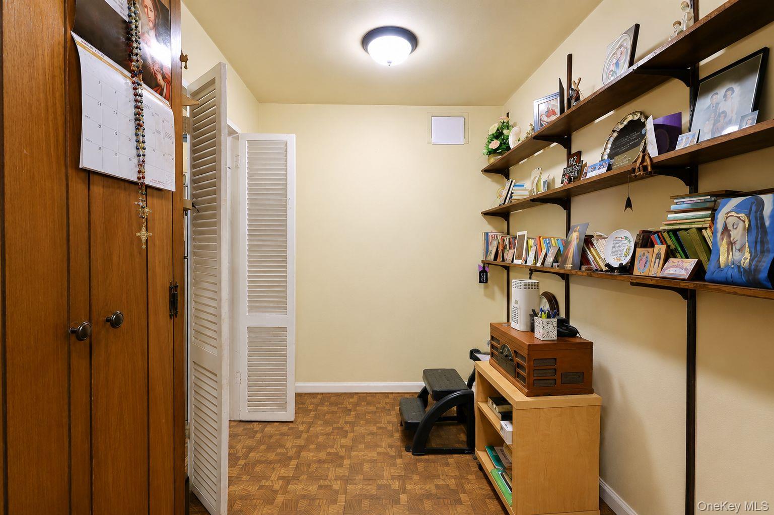 4310 Kissena Boulevard 6b Property Photo 7