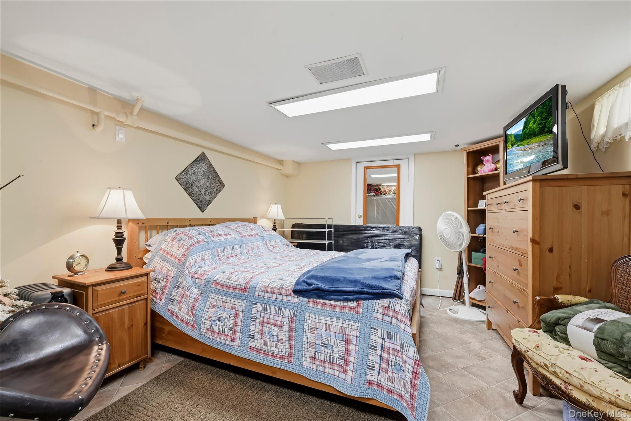 133 Cedar Hill Avenue Property Photo 37