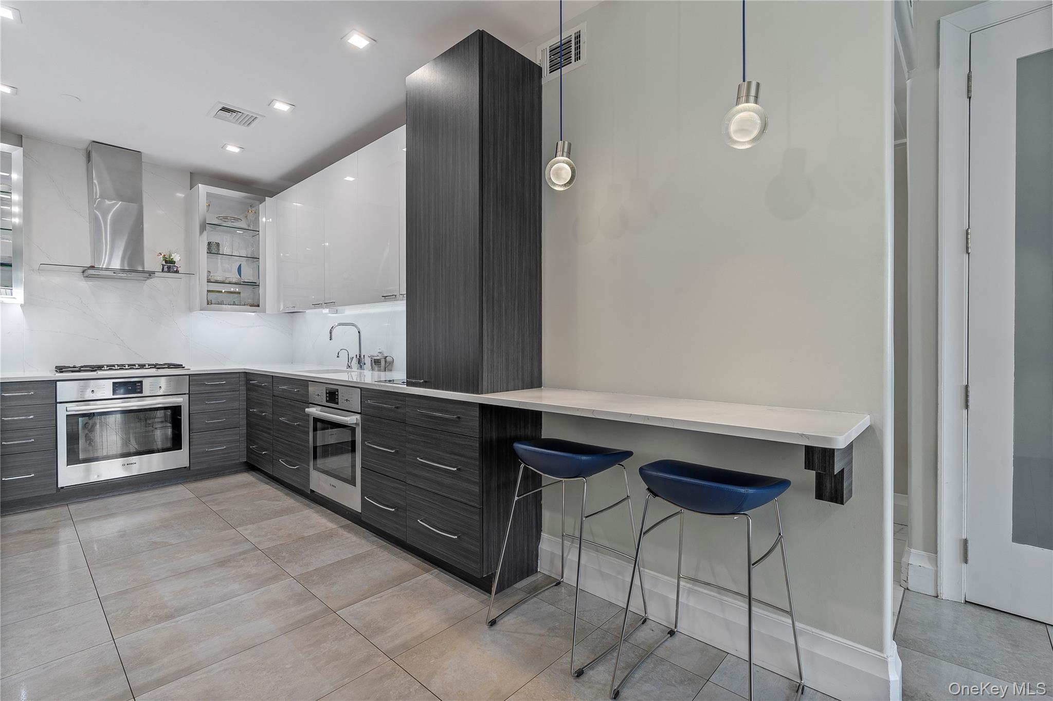 555 Flushing Avenue 7l Property Photo 3