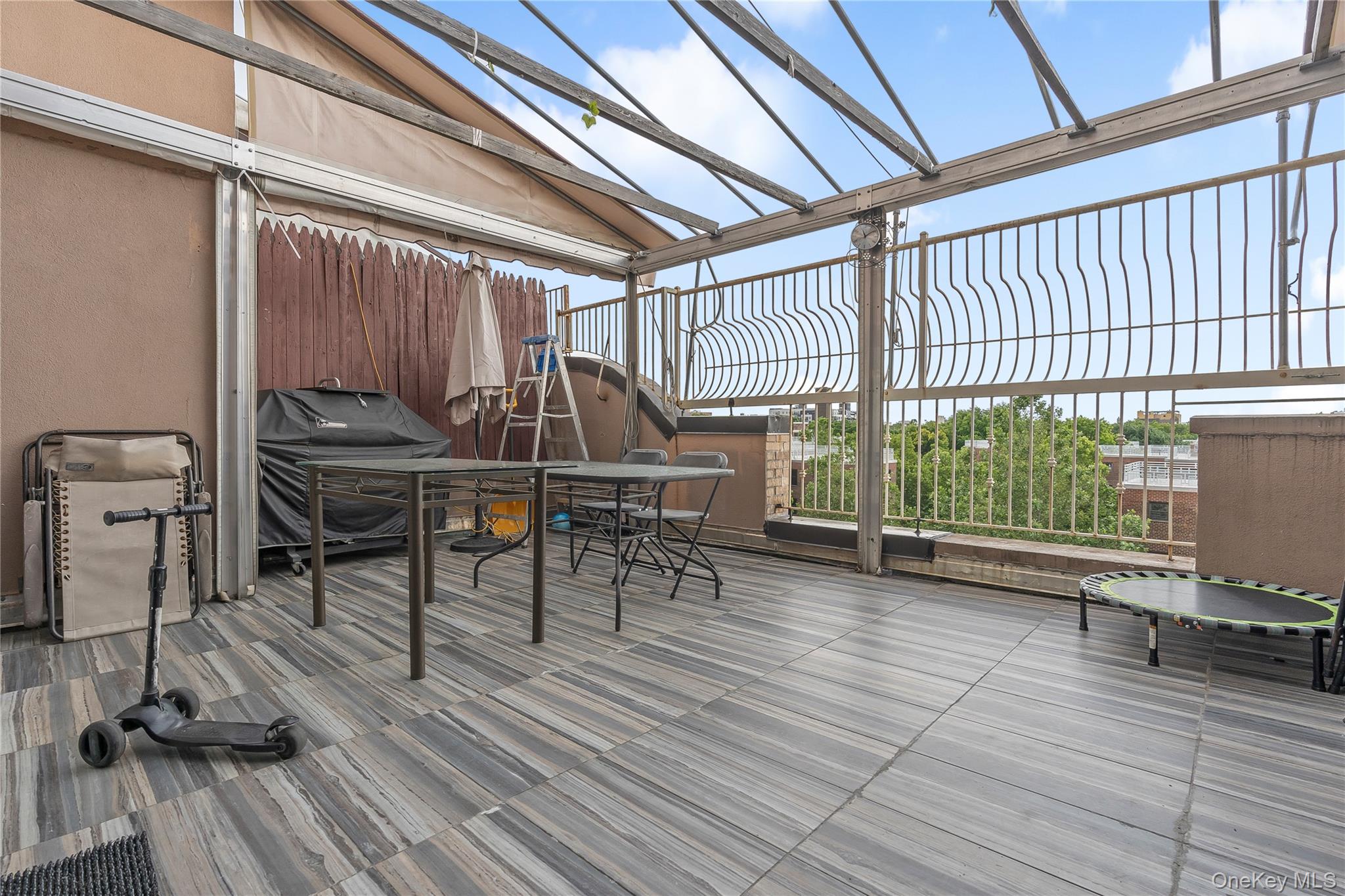 555 Flushing Avenue 7l Property Photo 8