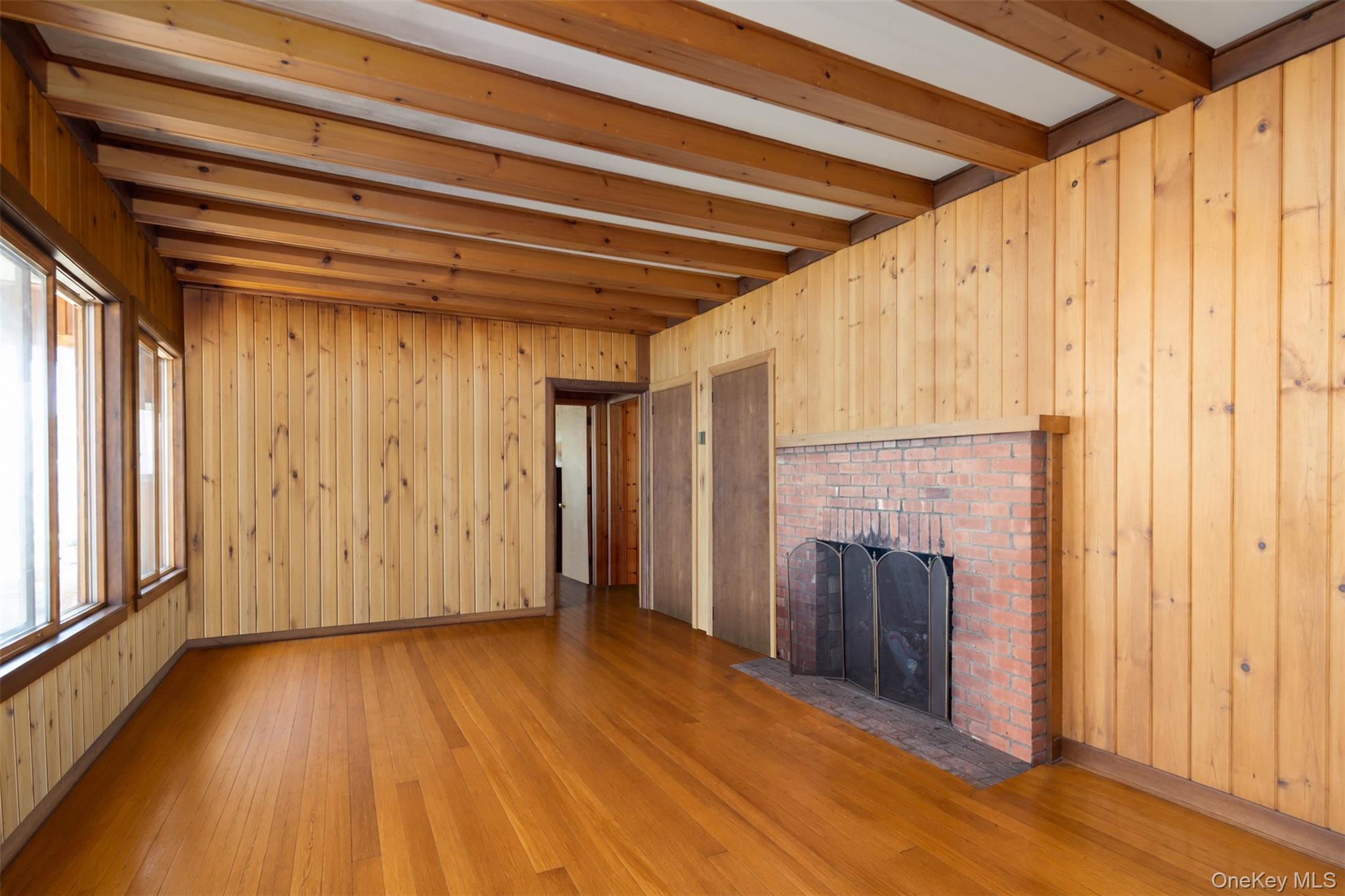 300 Terry Path Property Photo 9