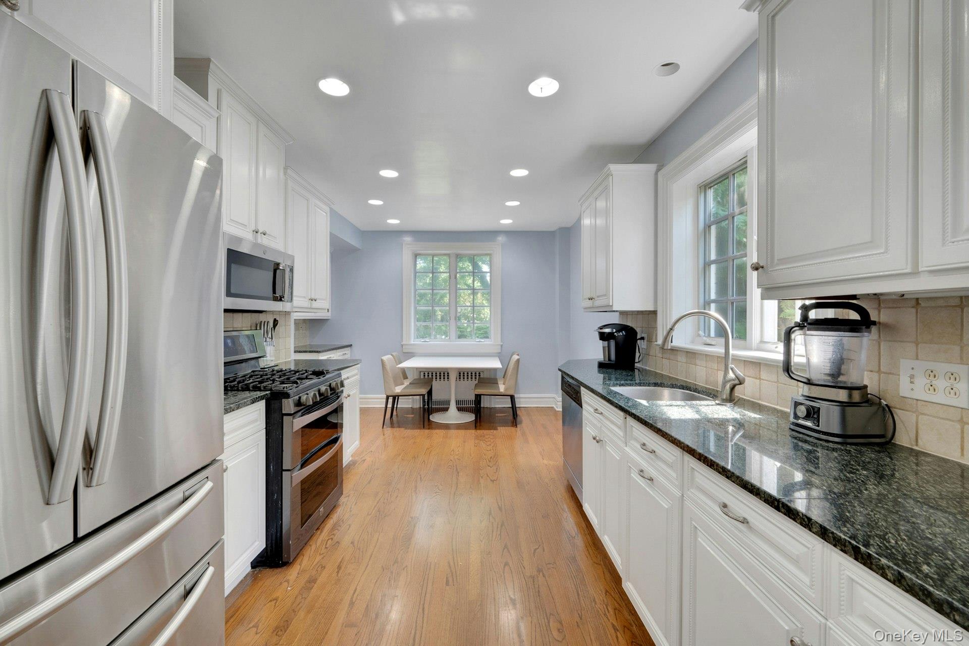 514 Esplanade Property Photo 11