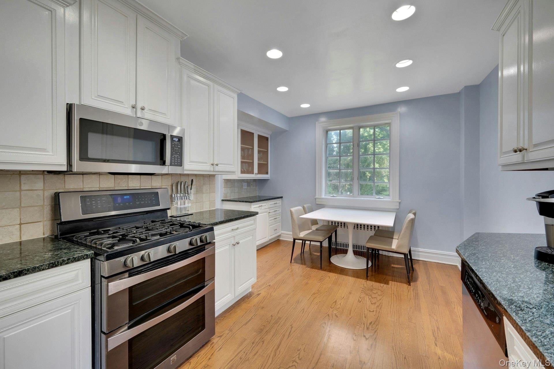 514 Esplanade Property Photo 12