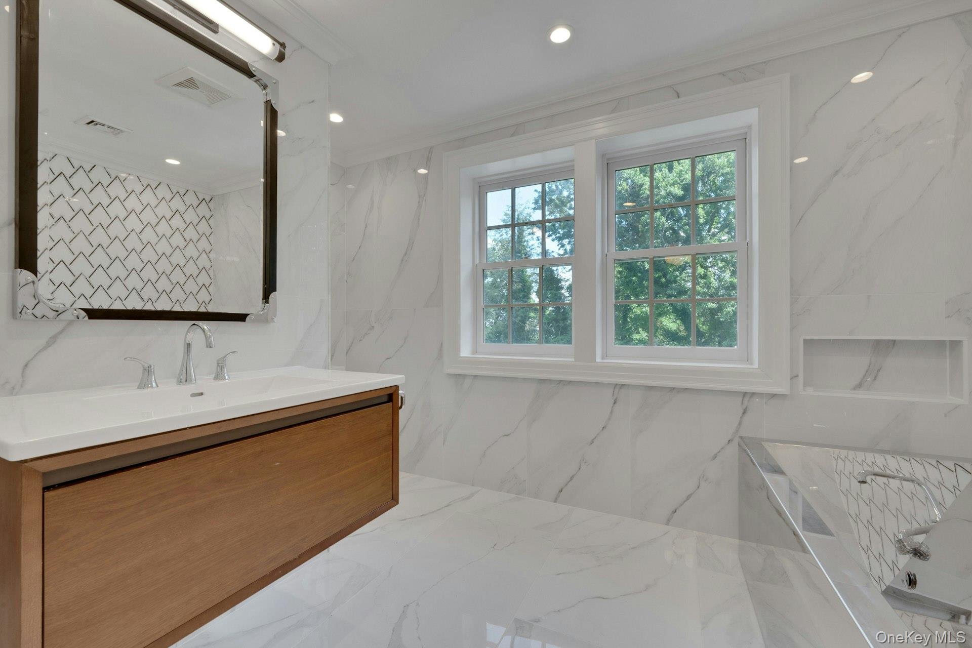 514 Esplanade Property Photo 27