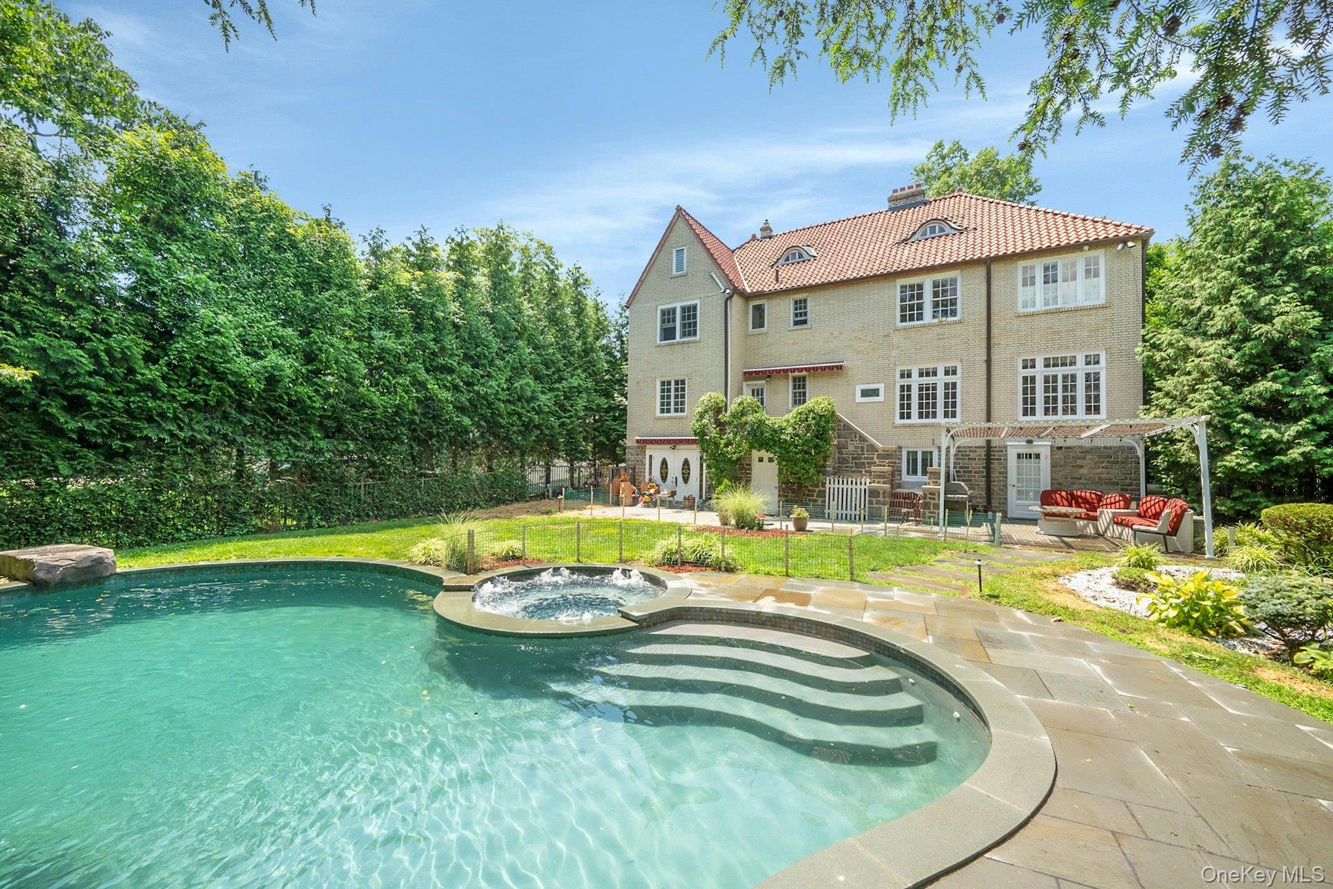 514 Esplanade Property Photo 41