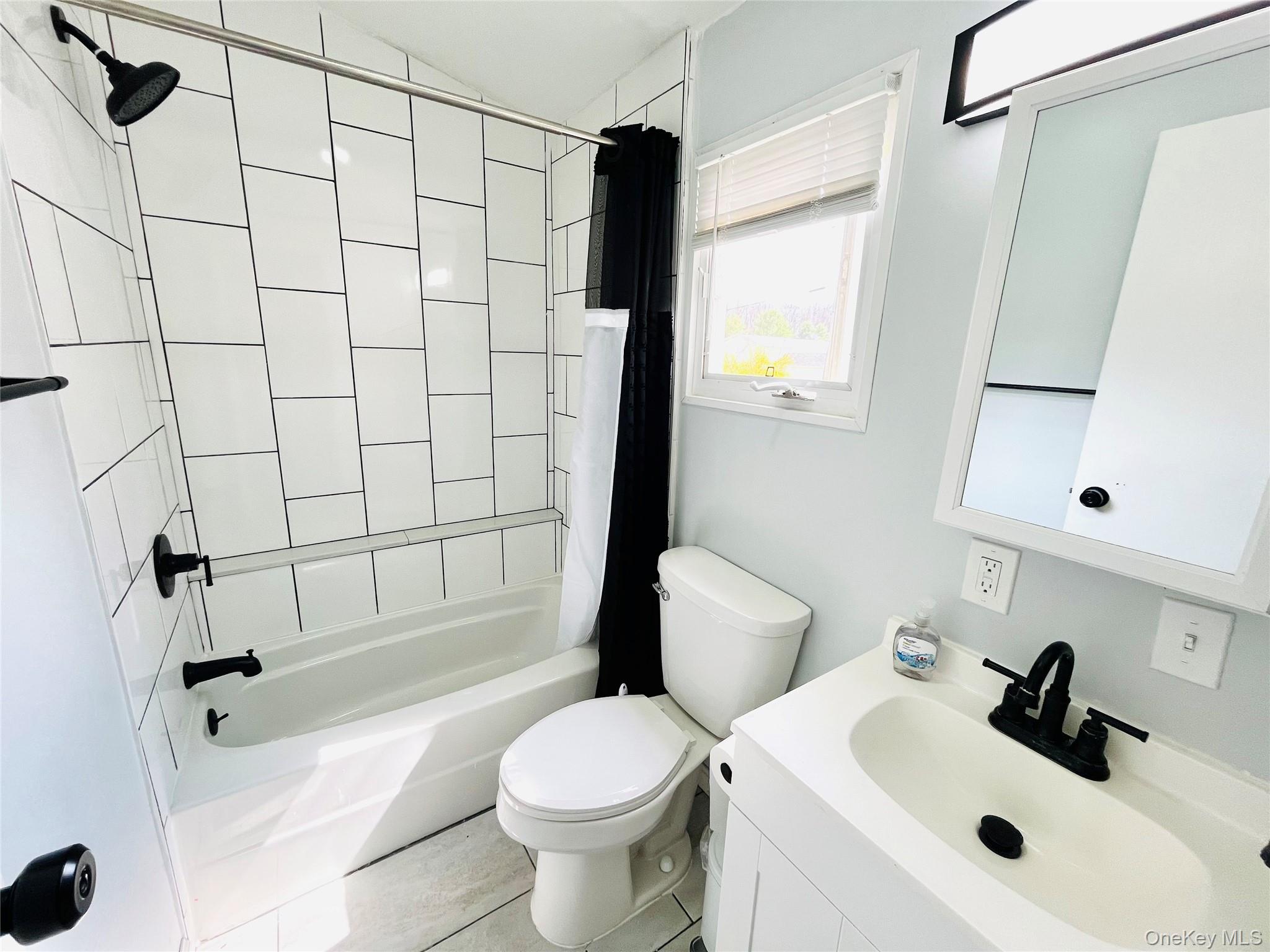 723 Beekman Road 42 Property Photo 14