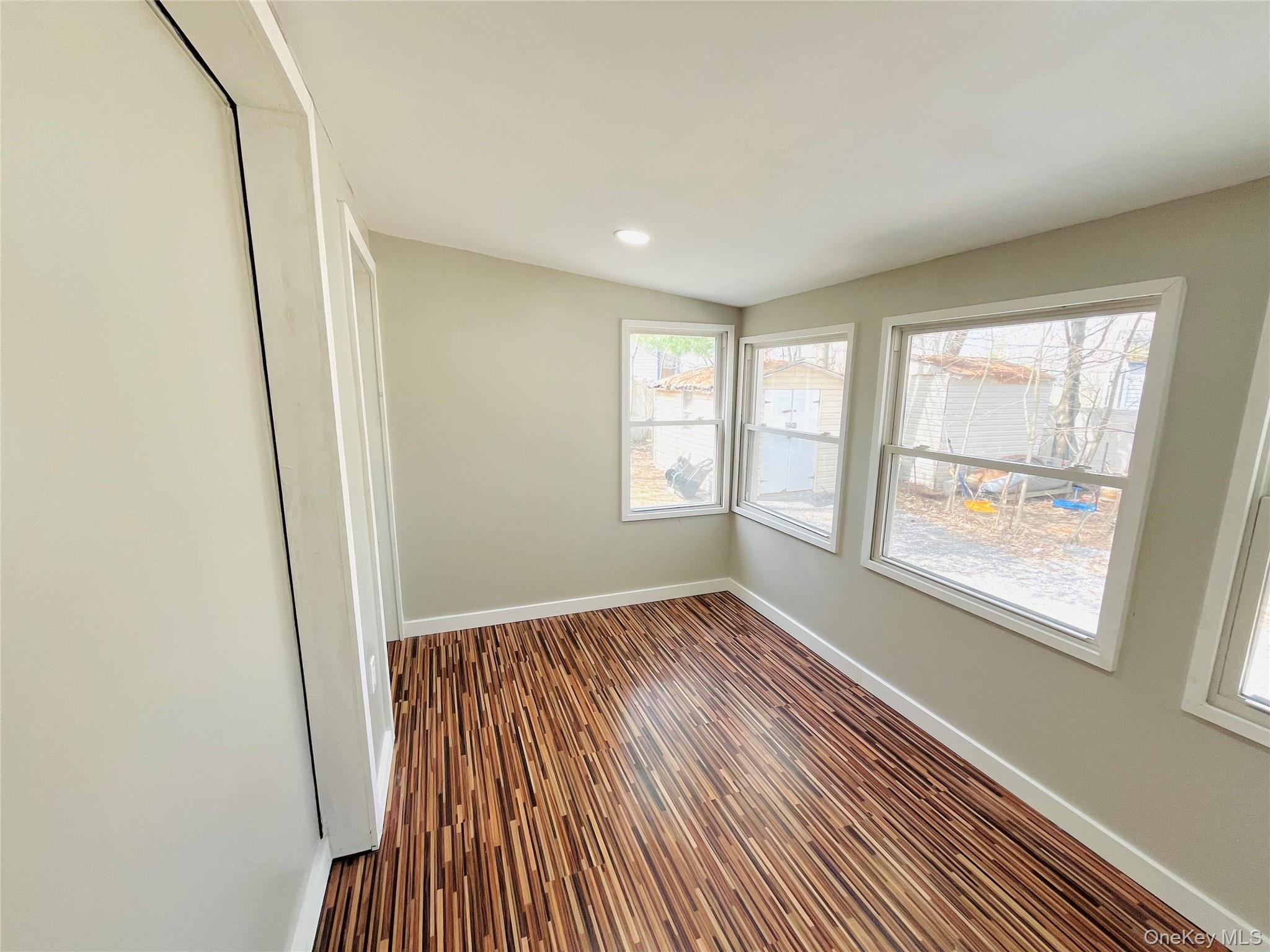 723 Beekman Road 42 Property Photo 15