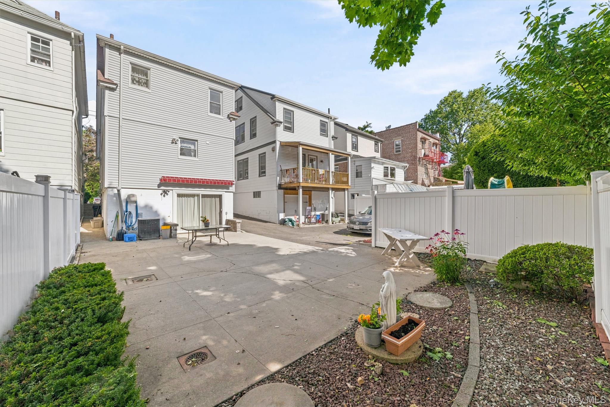 70 First Street Property Photo 37