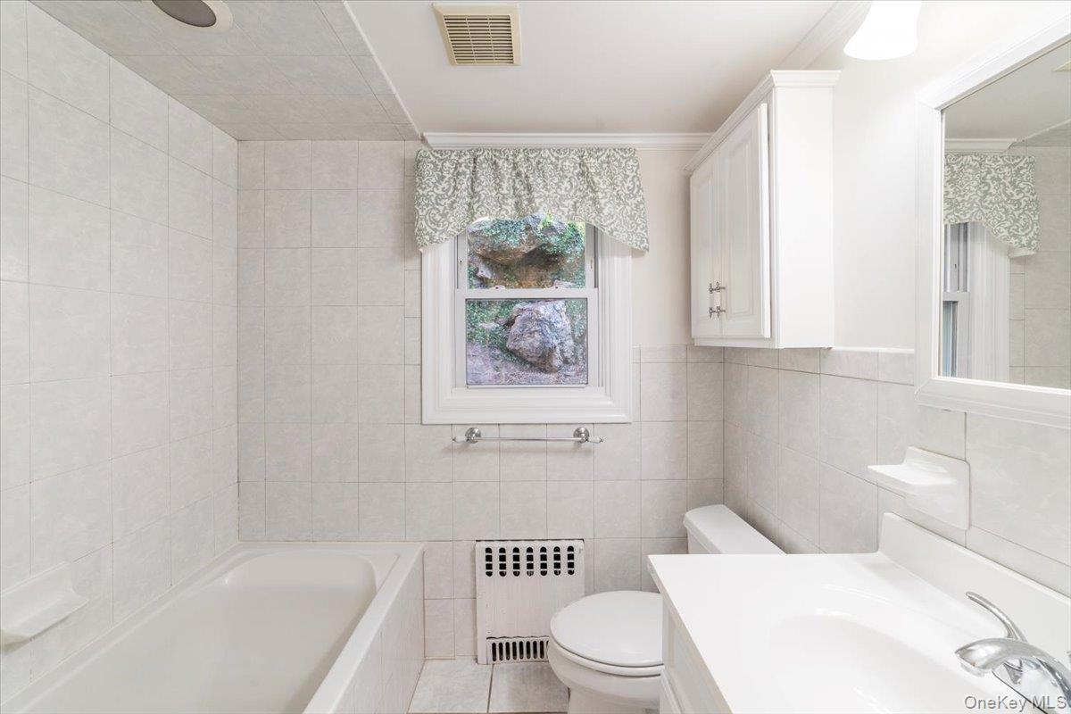 273 Madison Avenue Property Photo 14