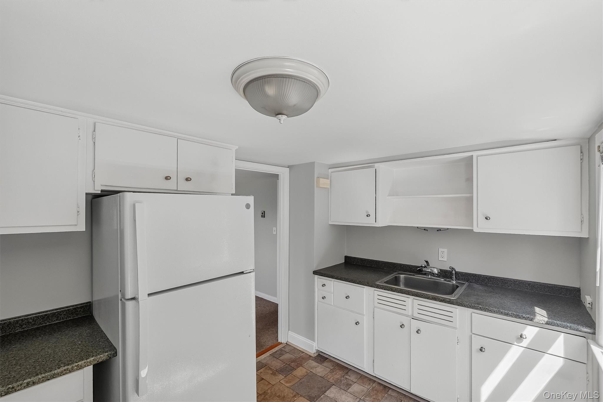 273 Madison Avenue Property Photo 25