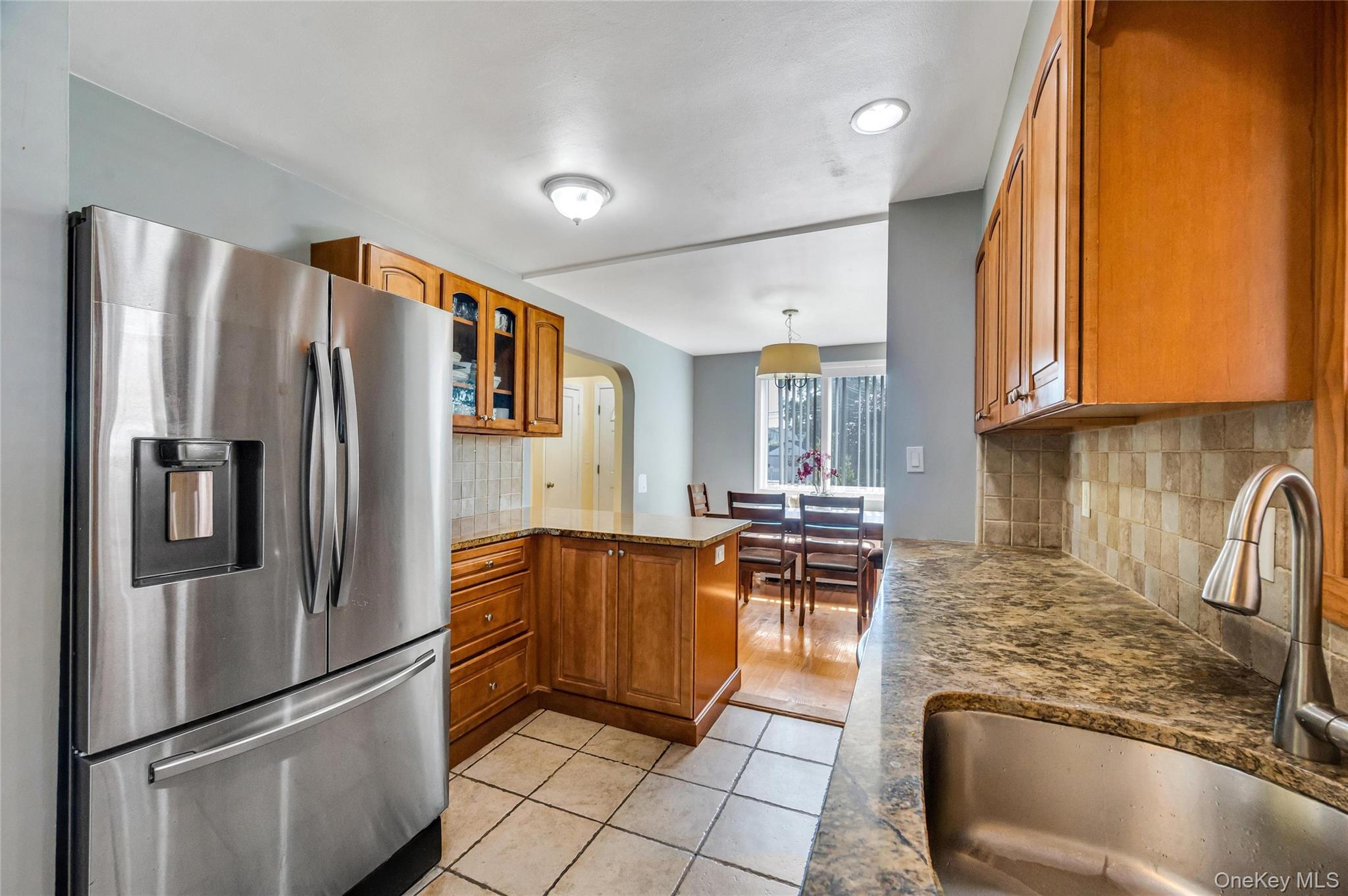374 Rockaway Parkway Property Photo 6