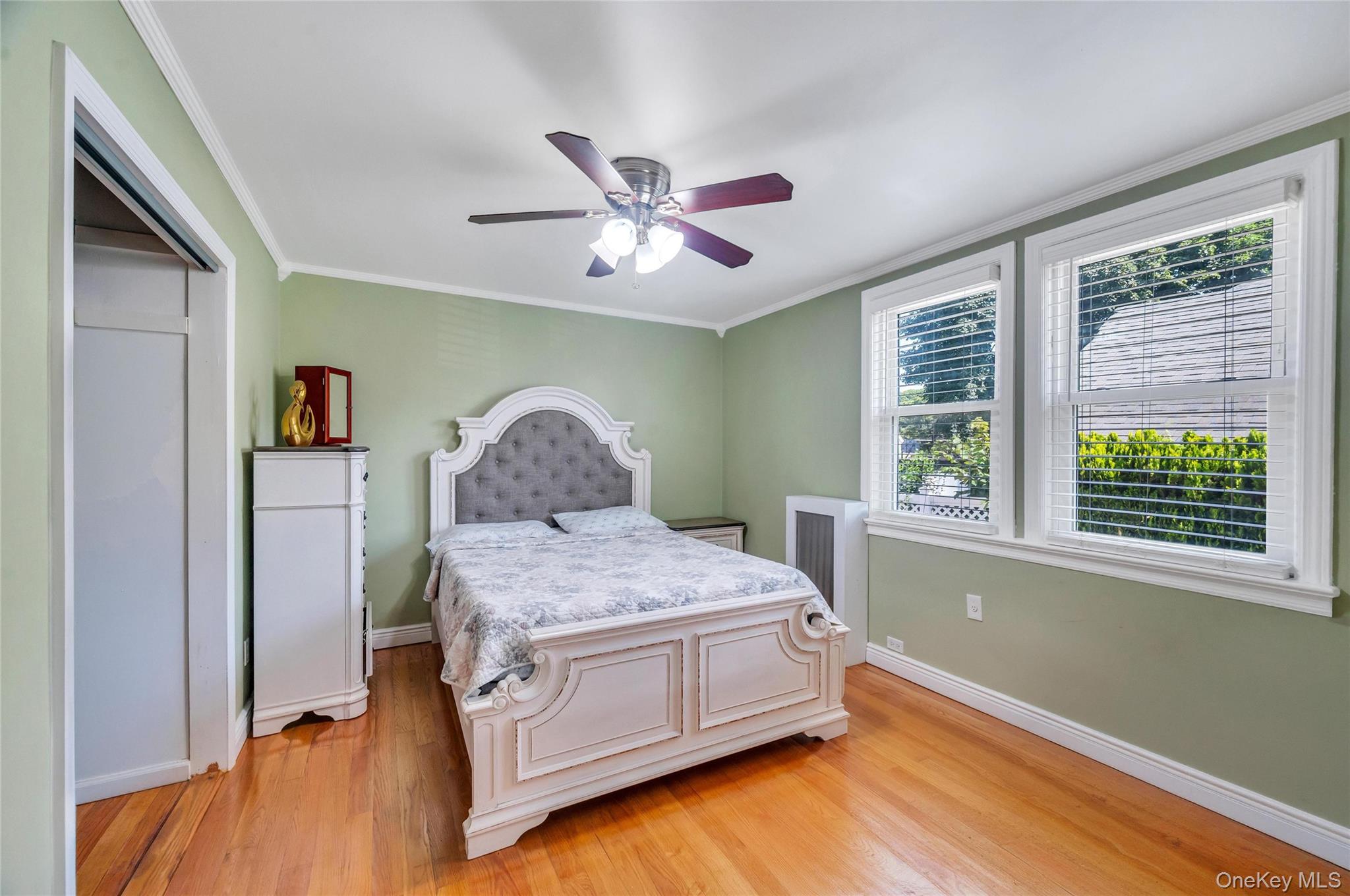 374 Rockaway Parkway Property Photo 11