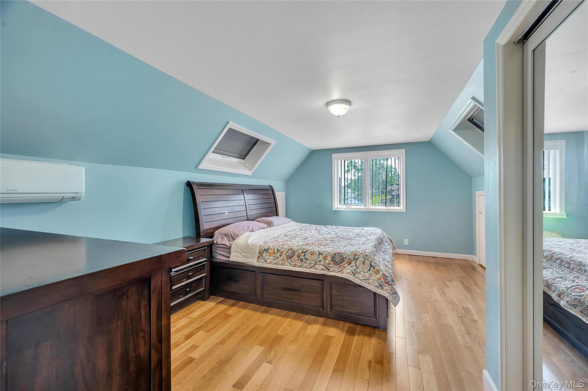 374 Rockaway Parkway Property Photo 17