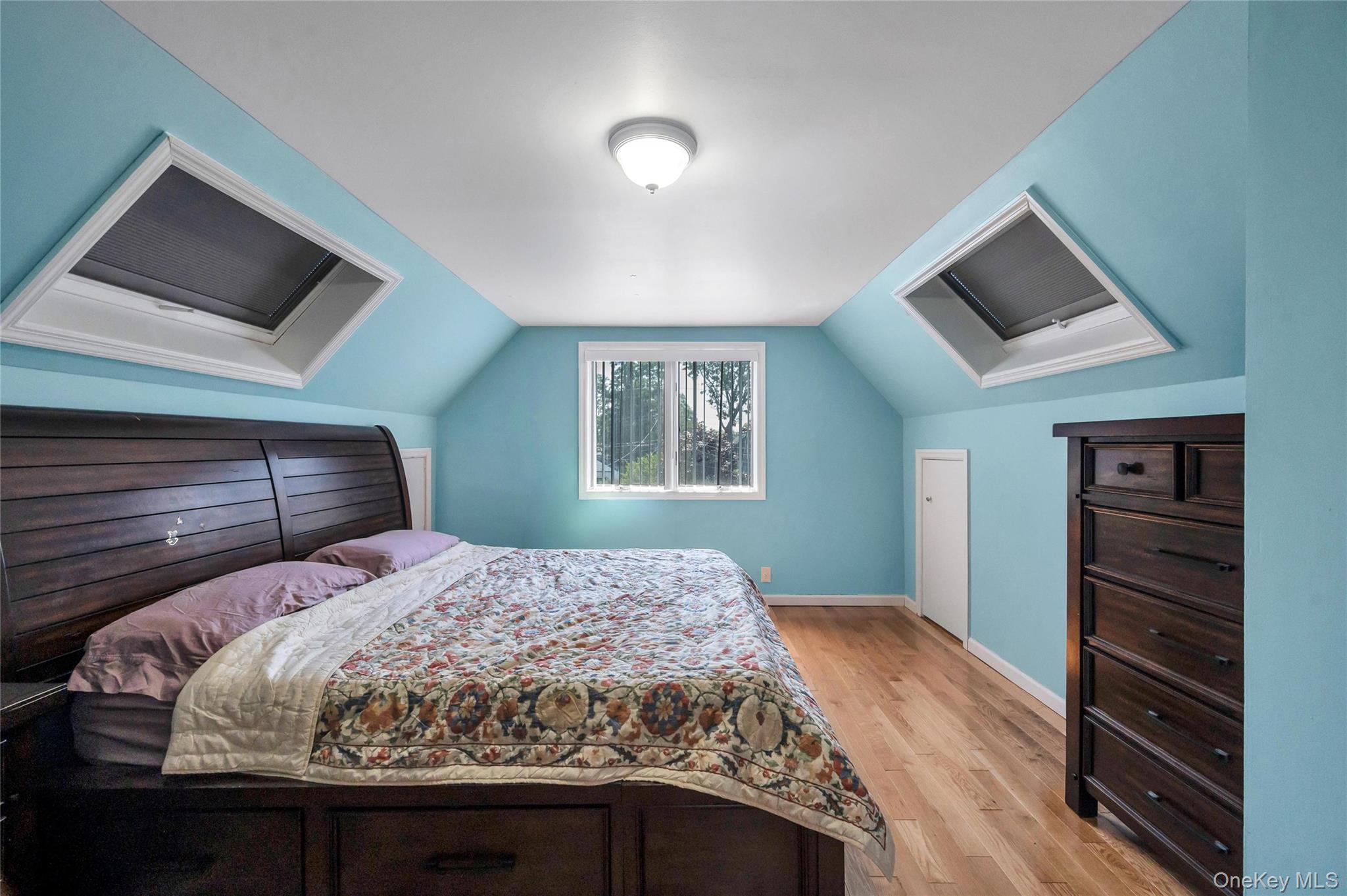 374 Rockaway Parkway Property Photo 19