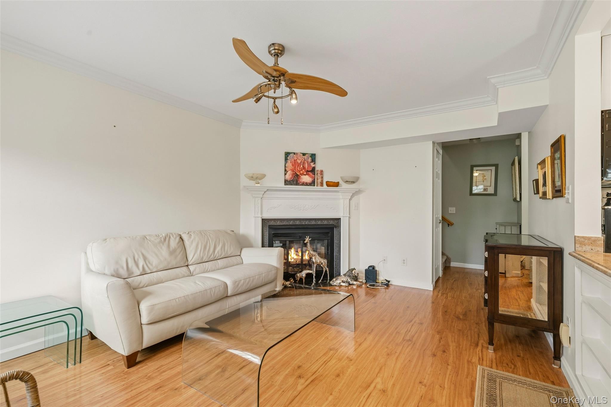 2119 Whispering Hills Property Photo 8