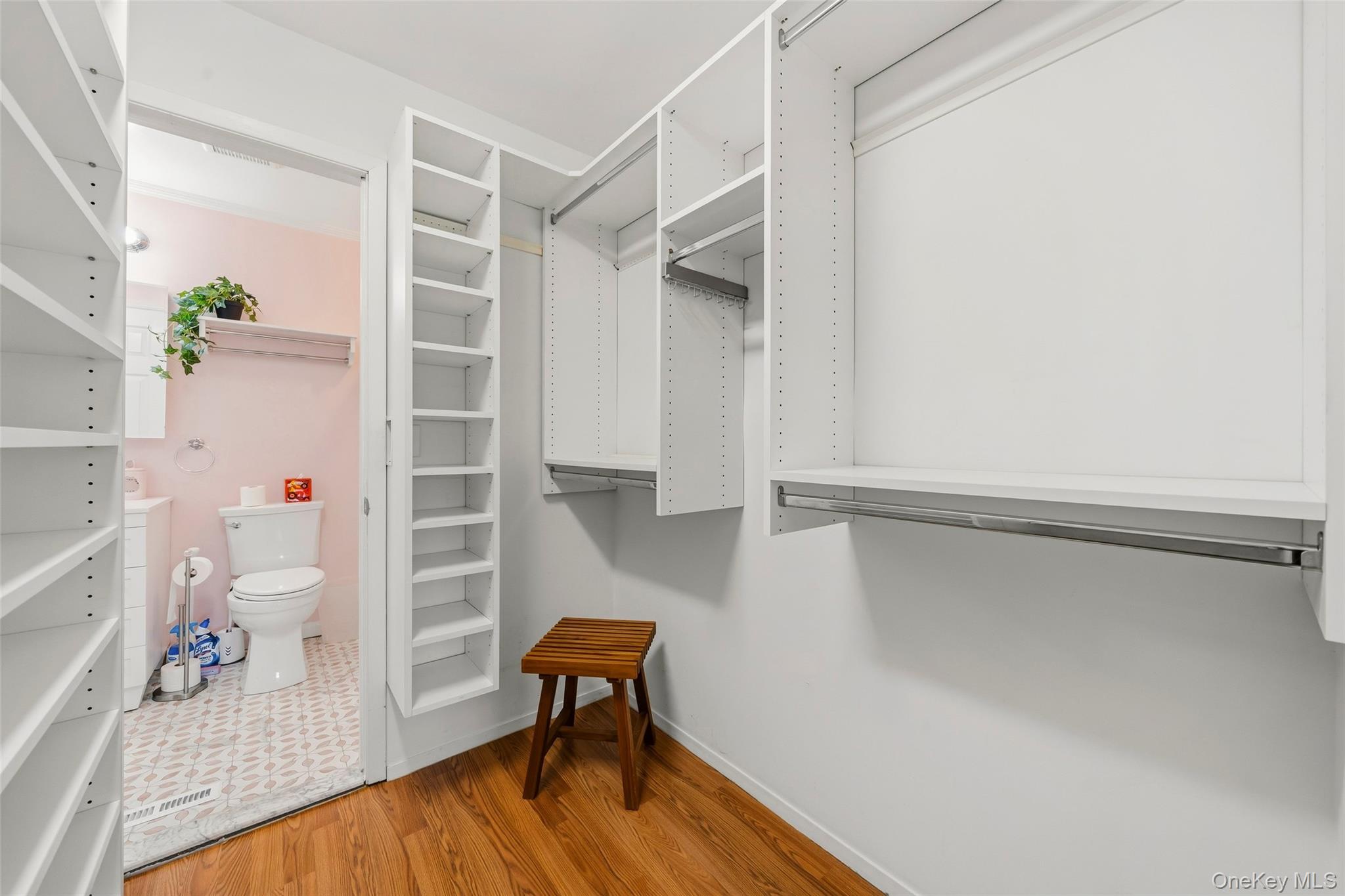 2119 Whispering Hills Property Photo 24