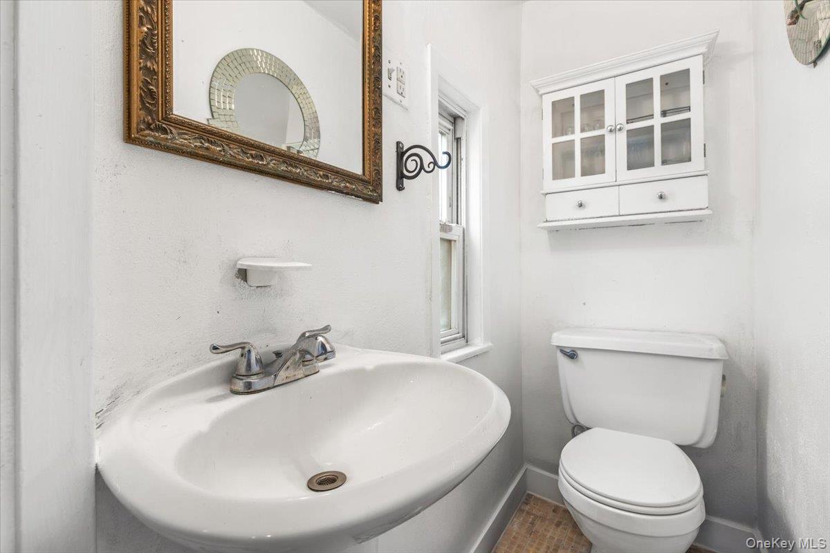 4212 Wilder Avenue Property Photo 9