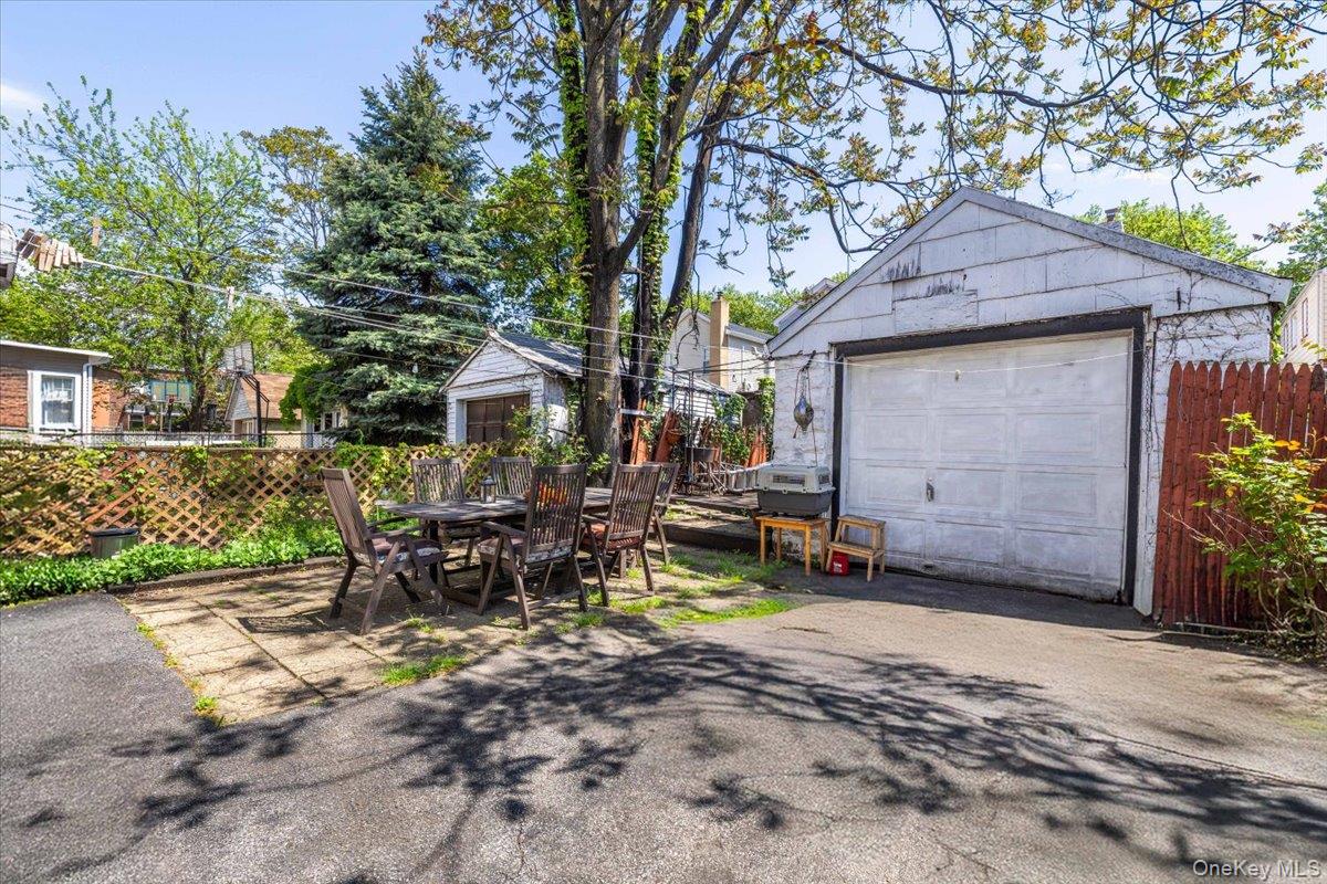 4212 Wilder Avenue Property Photo 18