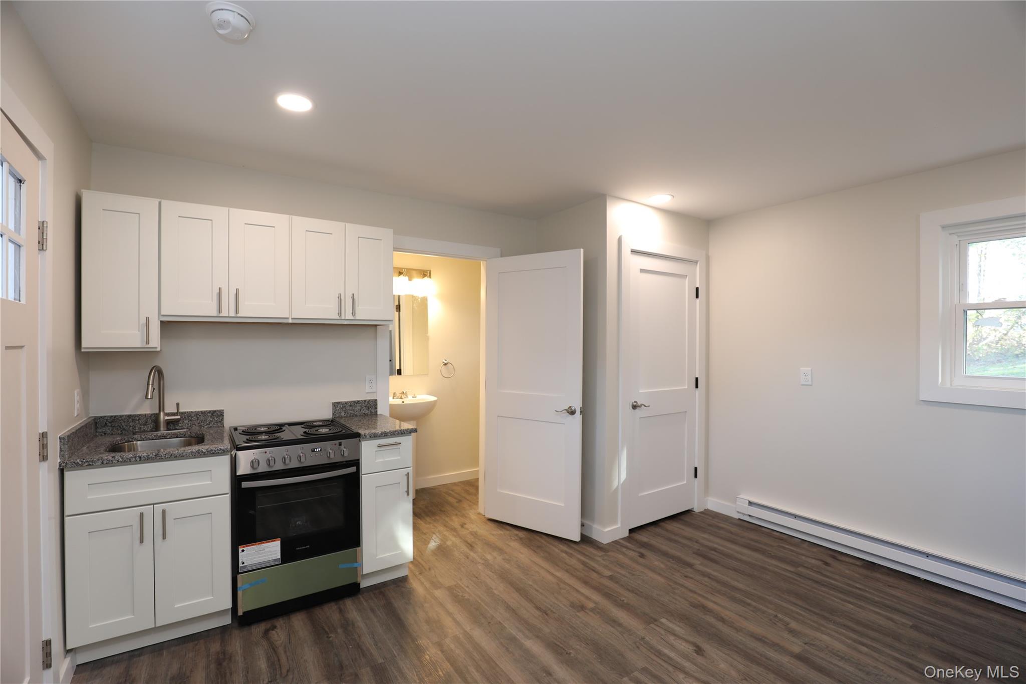 14311 9w 1 Property Photo 2