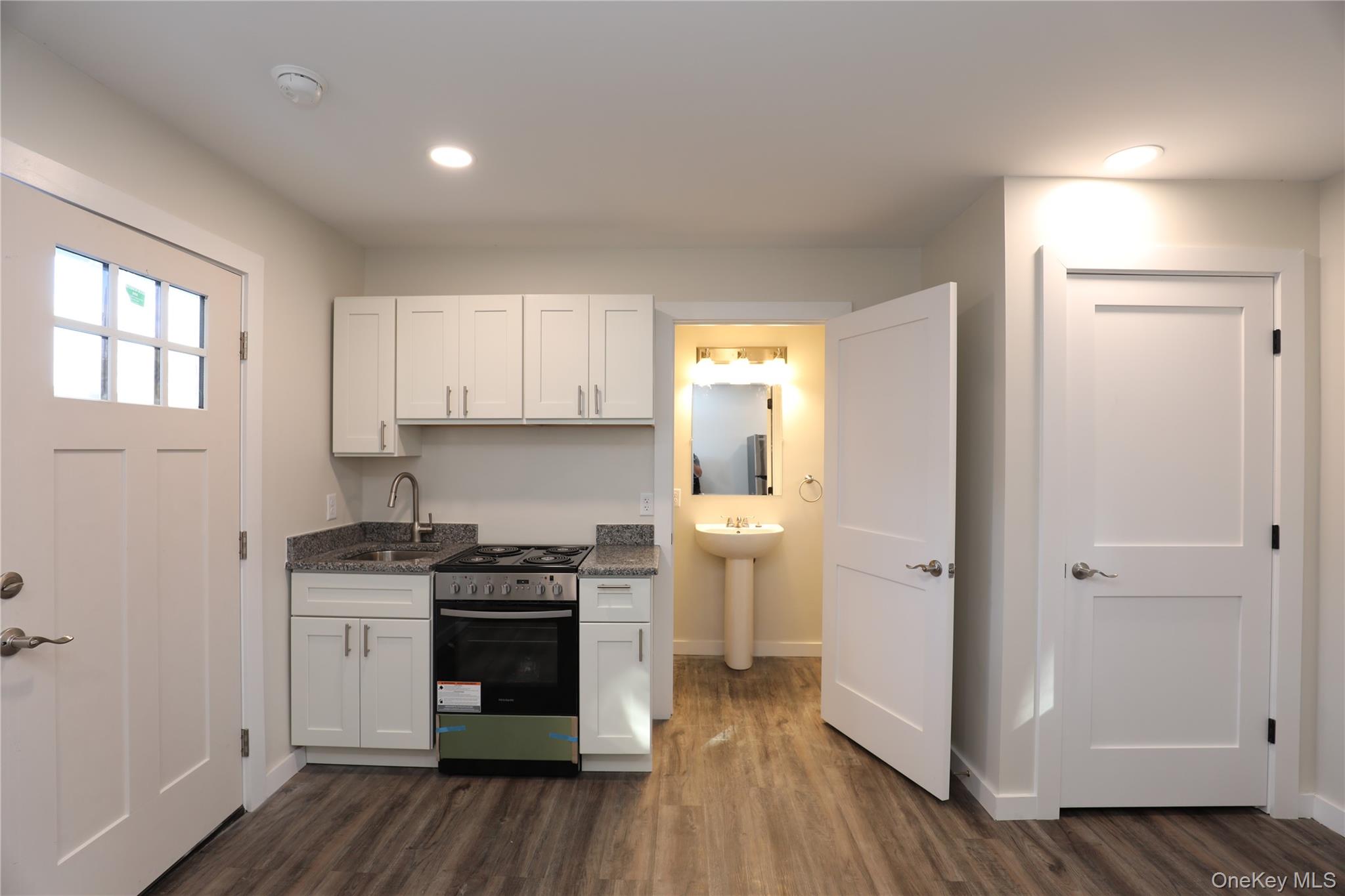 14311 9w 1 Property Photo 3
