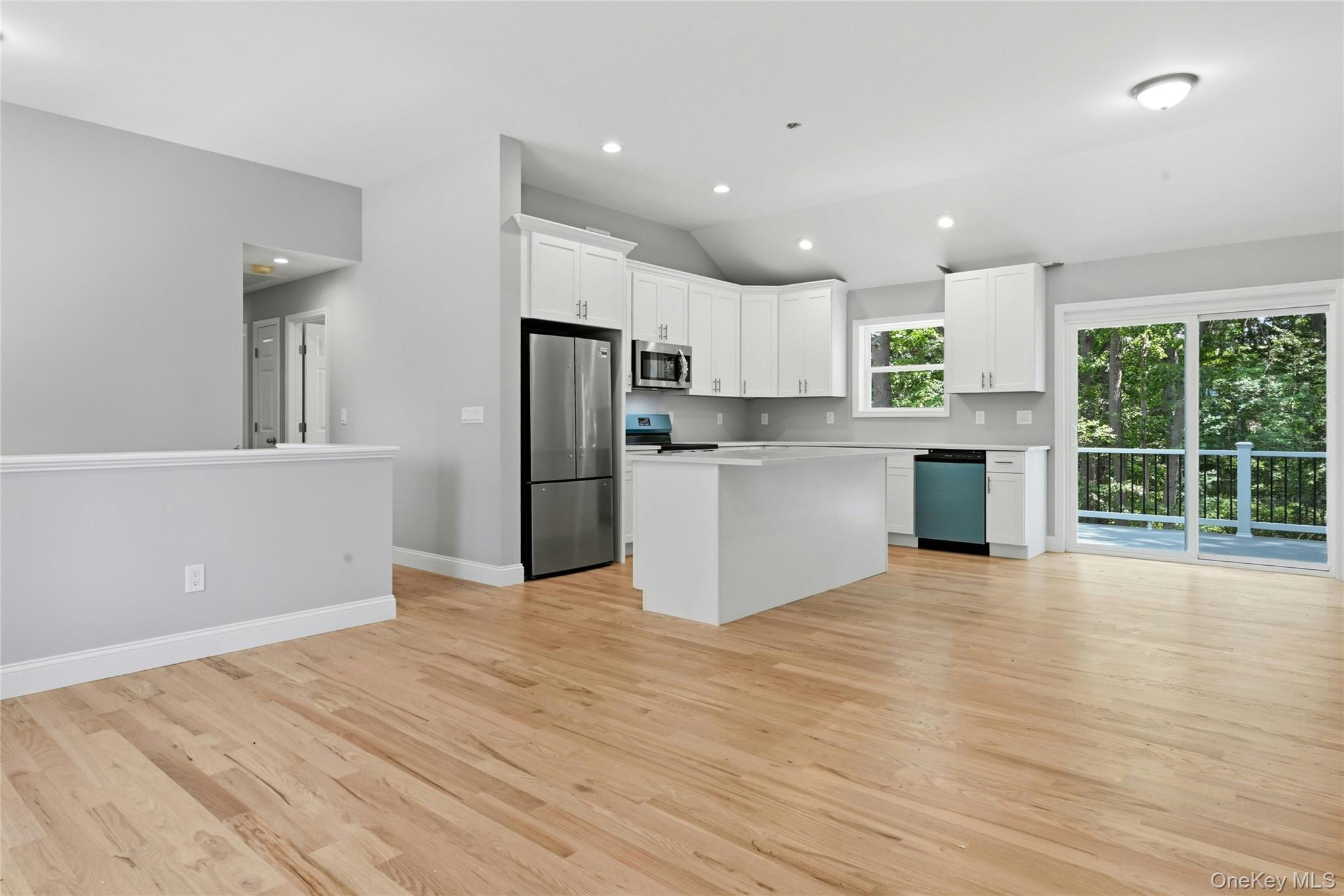37 2nd Street Property Photo 12